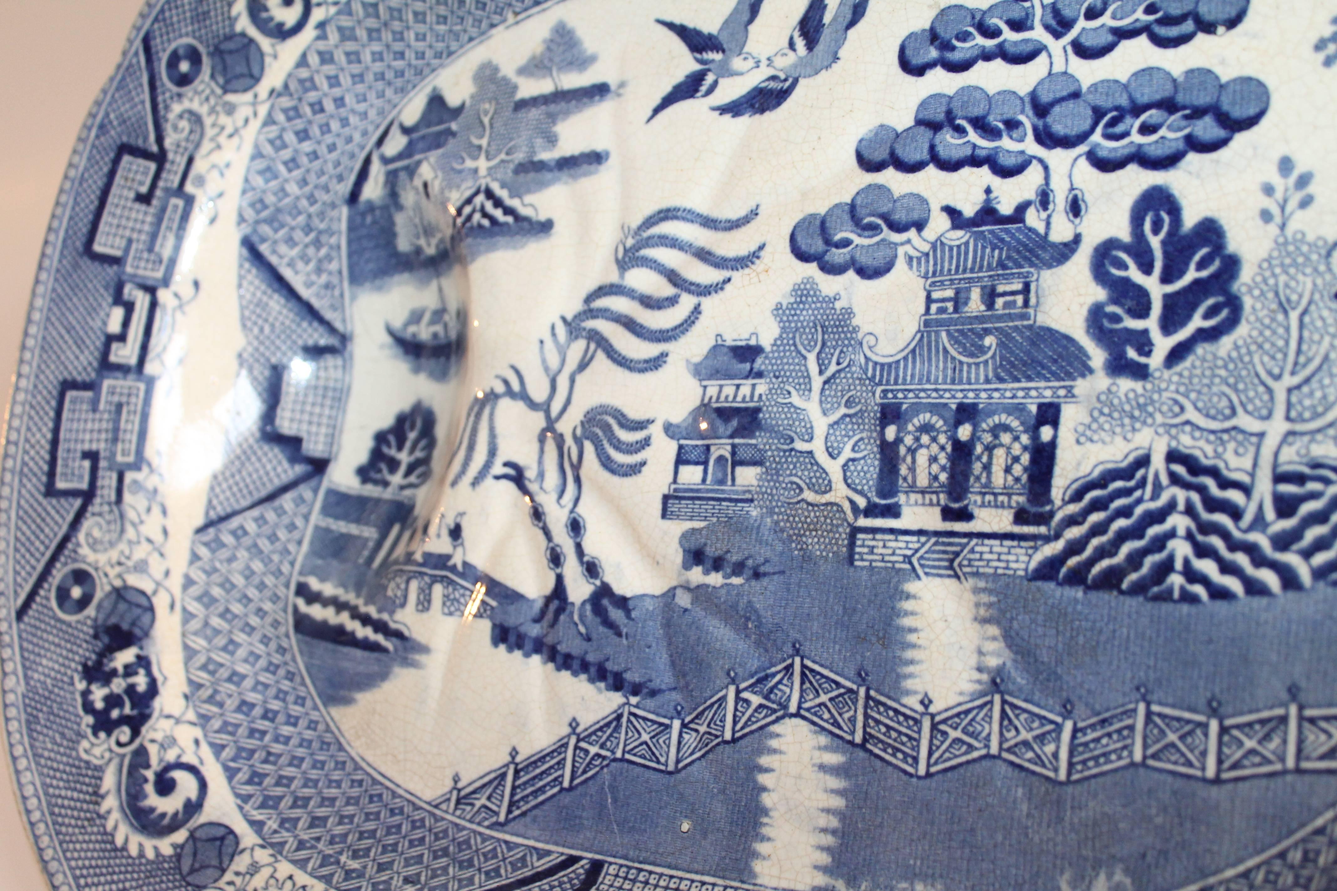 blue willow tray
