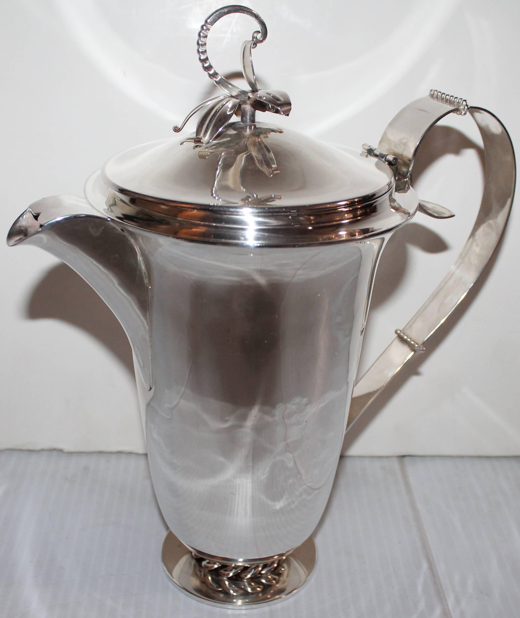 Three Crowns Silver Plate Coffee Set In Excellent Condition In Los Angeles, CA