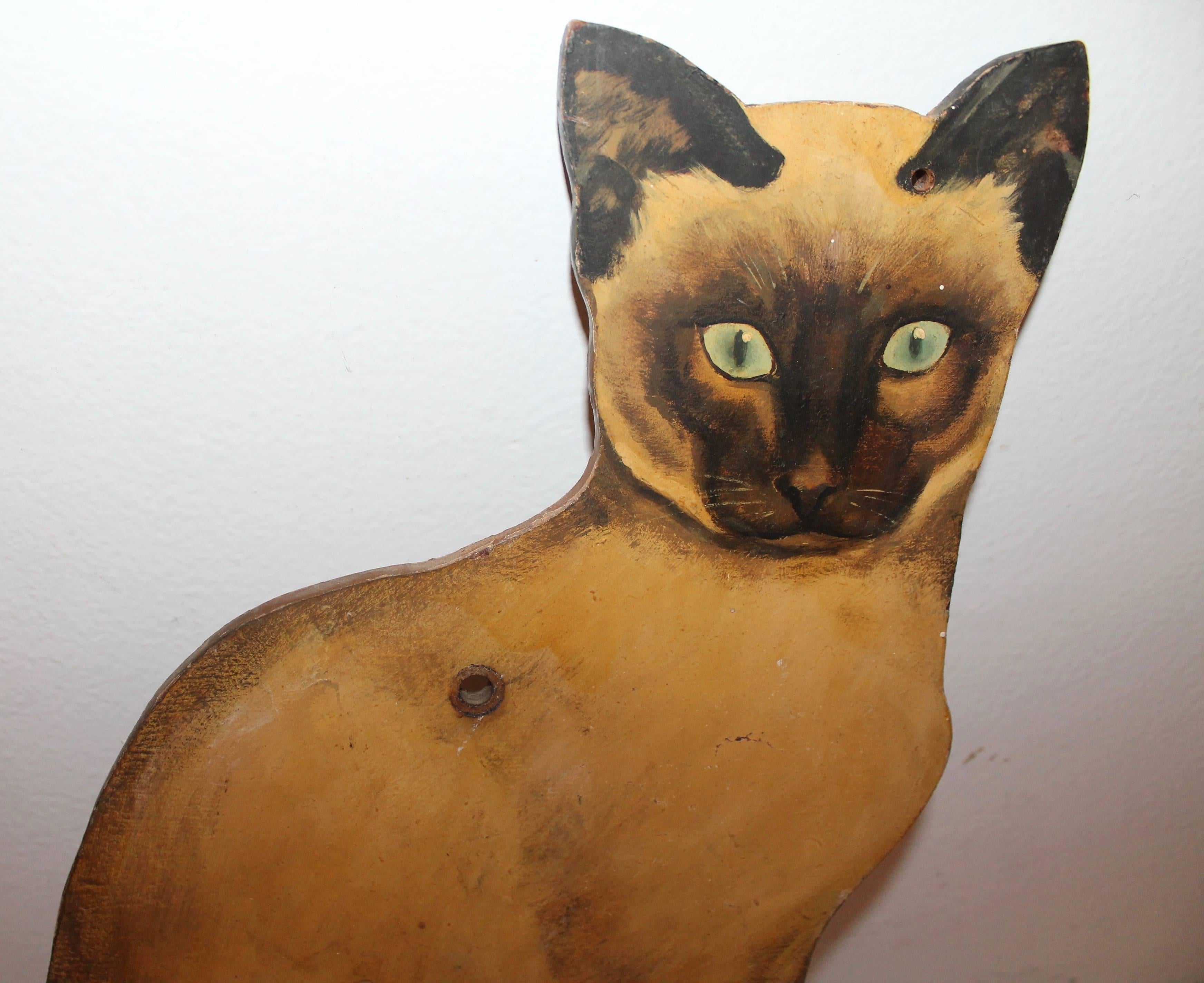 Pair of Painted Wood Siamese Cats In Excellent Condition In Los Angeles, CA