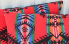 Paire de coussins de couverture vintage à motifs indiens