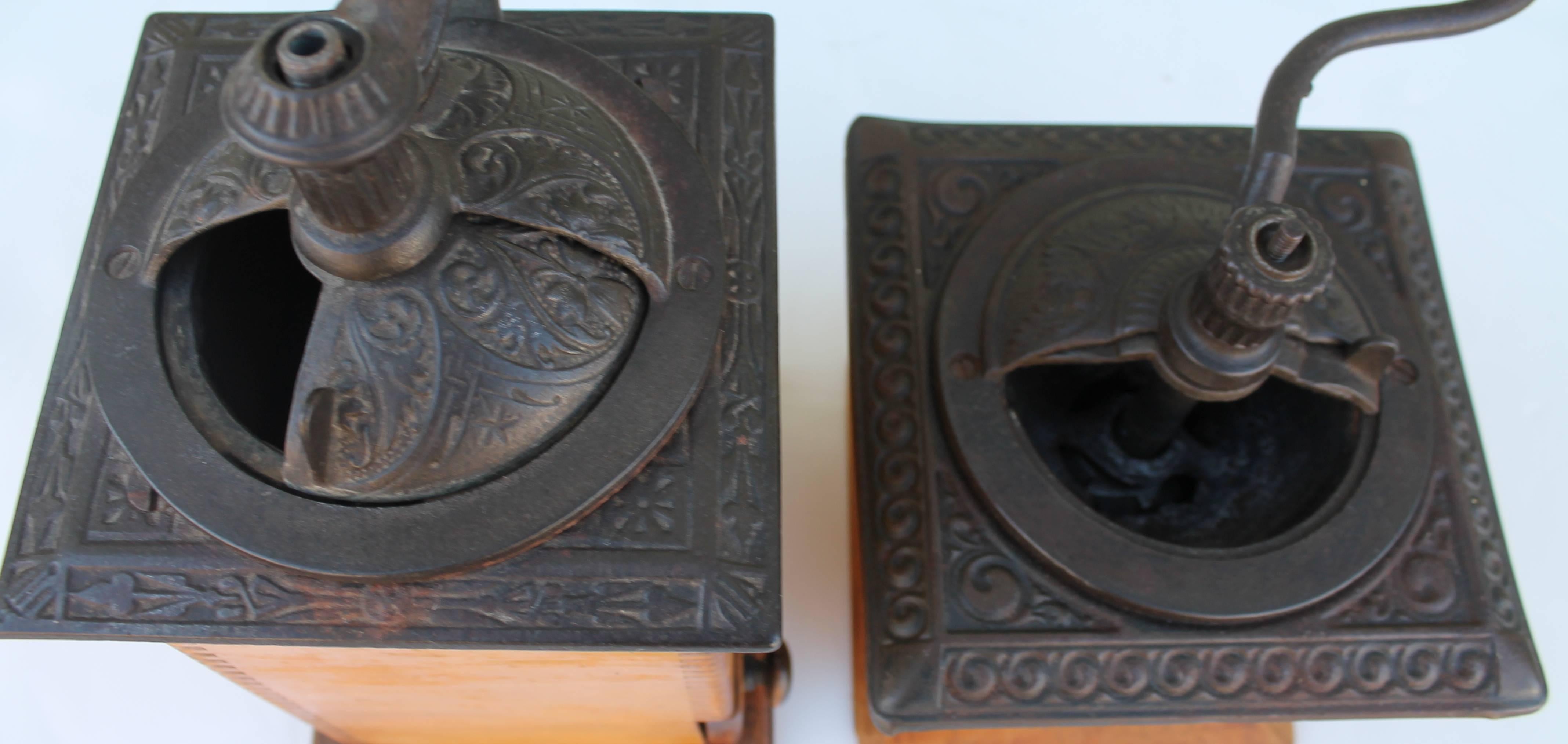 Country Small and Large 19th Century Coffee Grinders from New England For Sale