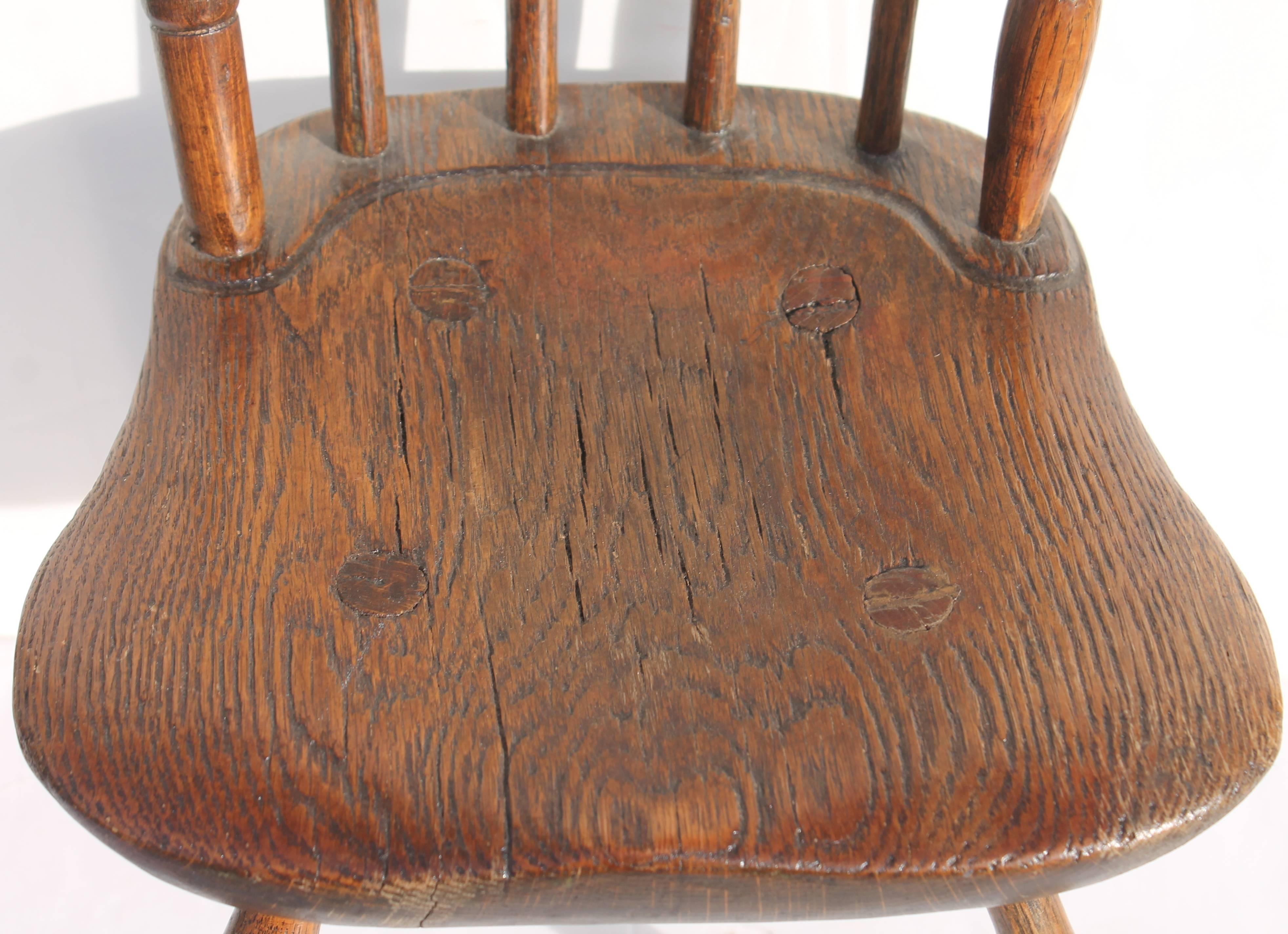 Early and Rare 19th Century Rare Child's Windsor Chair For Sale 1