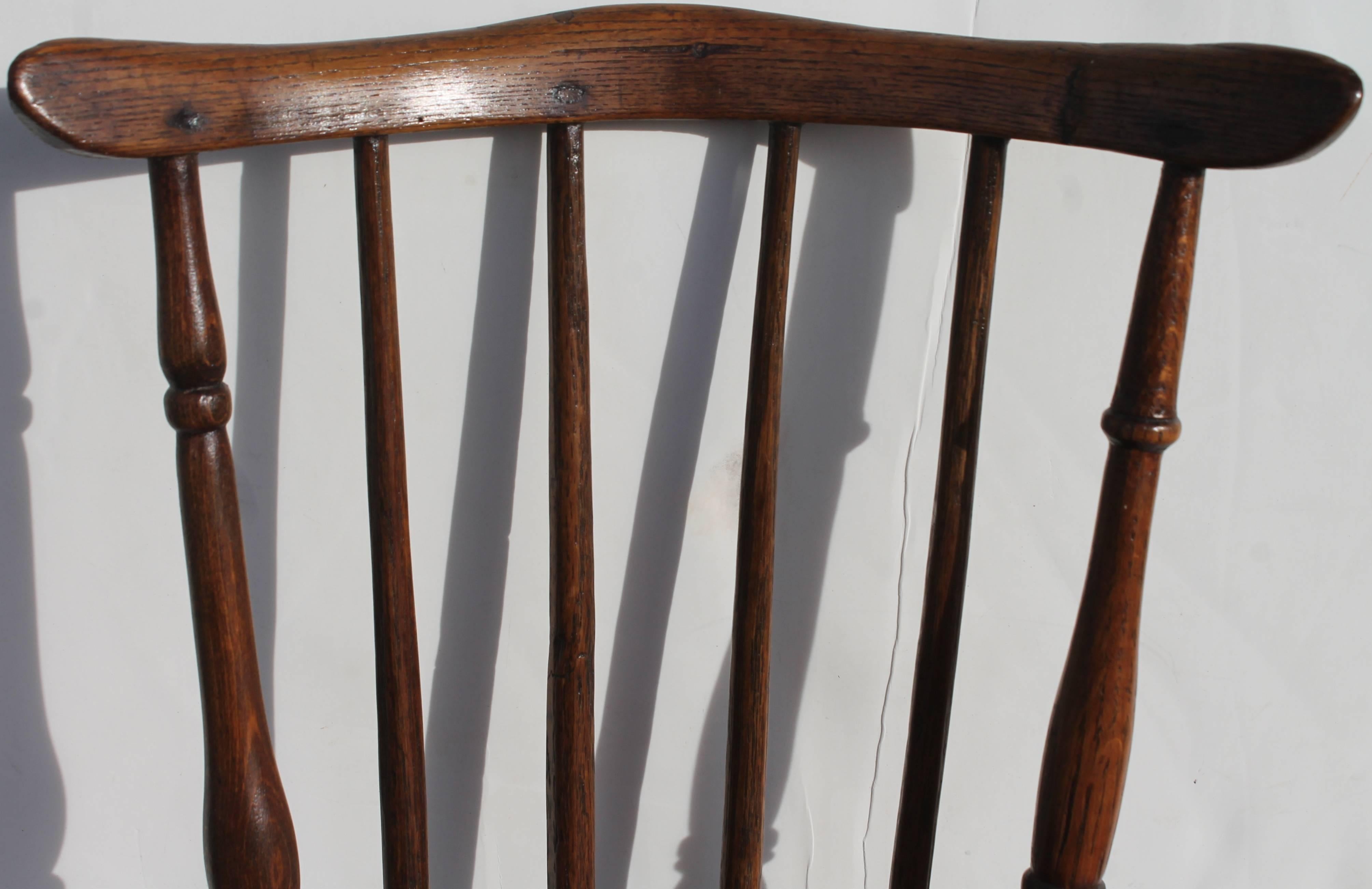 Early and Rare 19th Century Rare Child's Windsor Chair For Sale 2