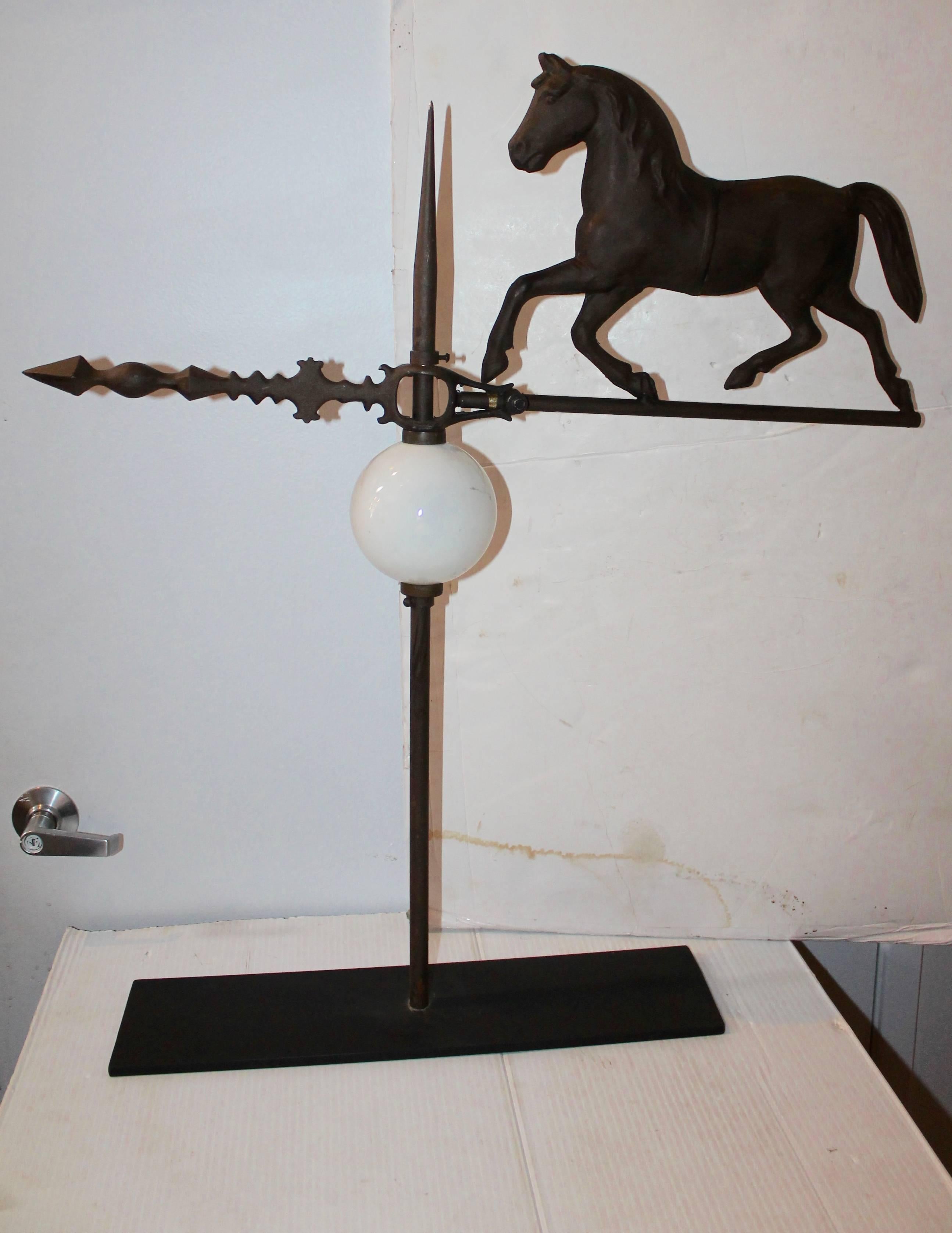 19th Century Original Painted Horse Weather Vane and Lighting Rod on Stand In Excellent Condition In Los Angeles, CA