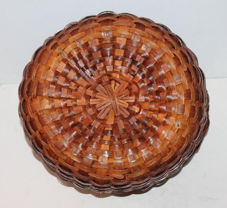 Large Round Fruit Basket at 1stdibs
