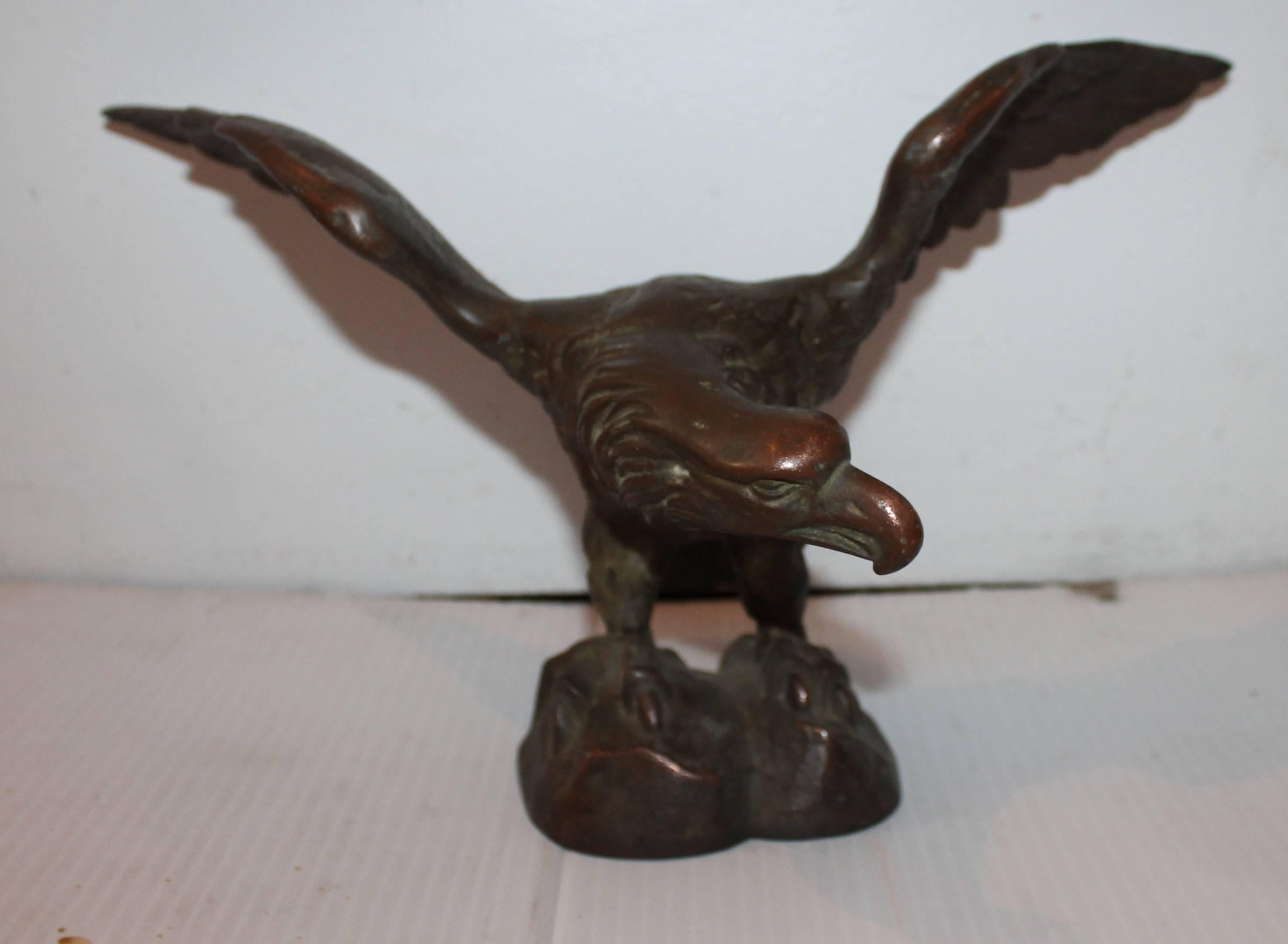 Bronze Statue of an Eagle from a Post Office In Distressed Condition In Los Angeles, CA
