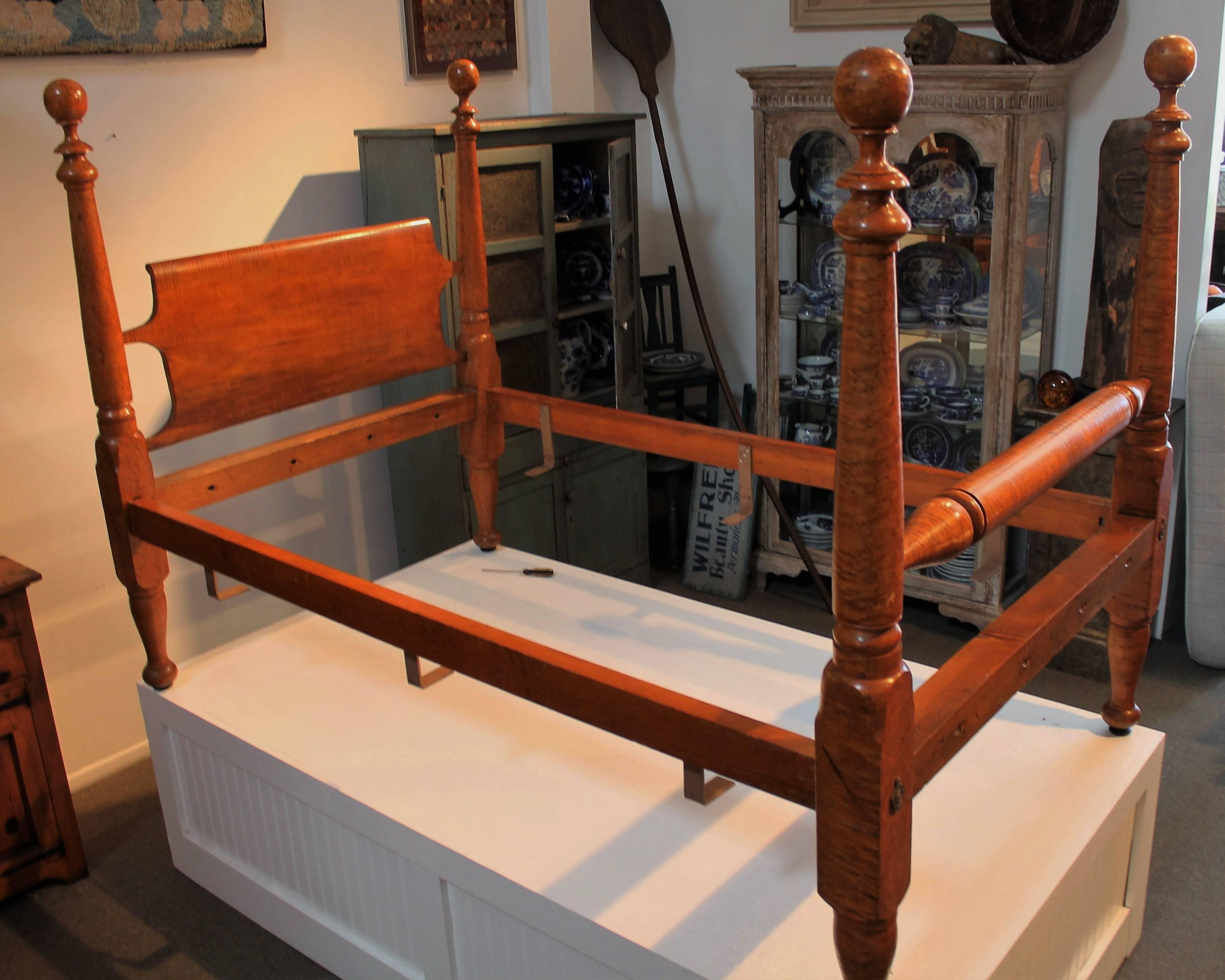 Hand-Crafted Early 19th Century Bird’s-Eye Maple Poster Bed