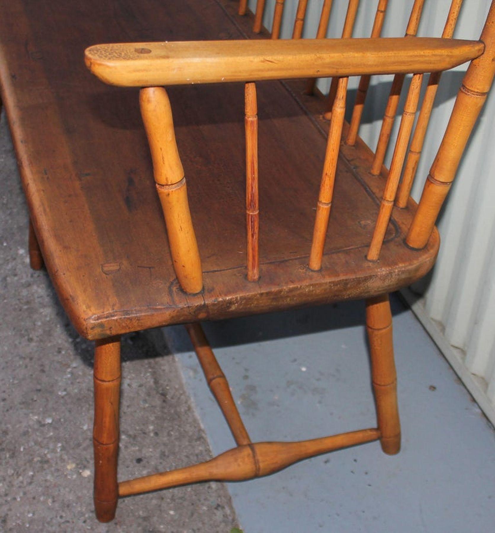 19th C Early Windsor Settee from New England For Sale 2