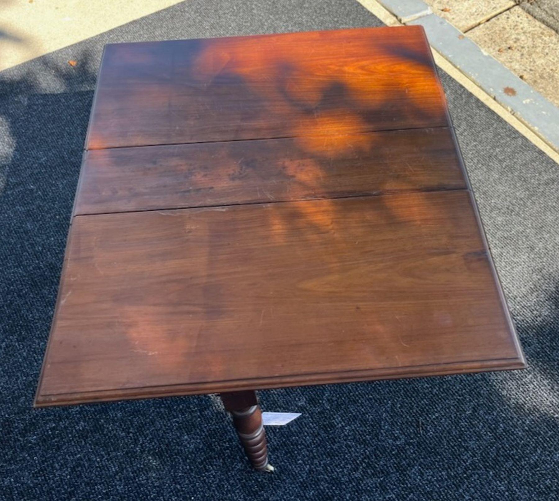 American 19thc Barley twist Drop Leaf Side Table For Sale