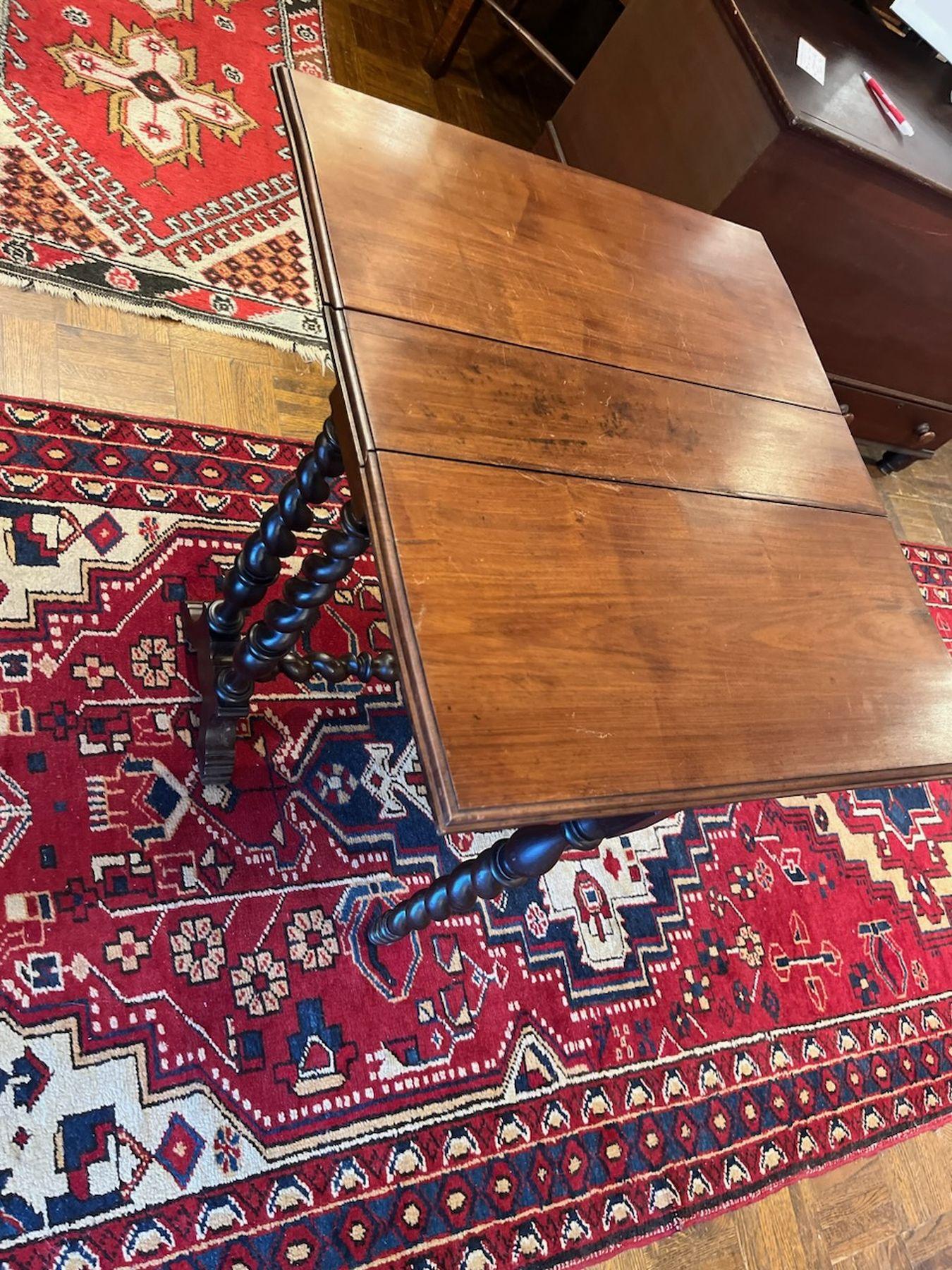 19thc Barley twist Drop Leaf Side Table For Sale 1