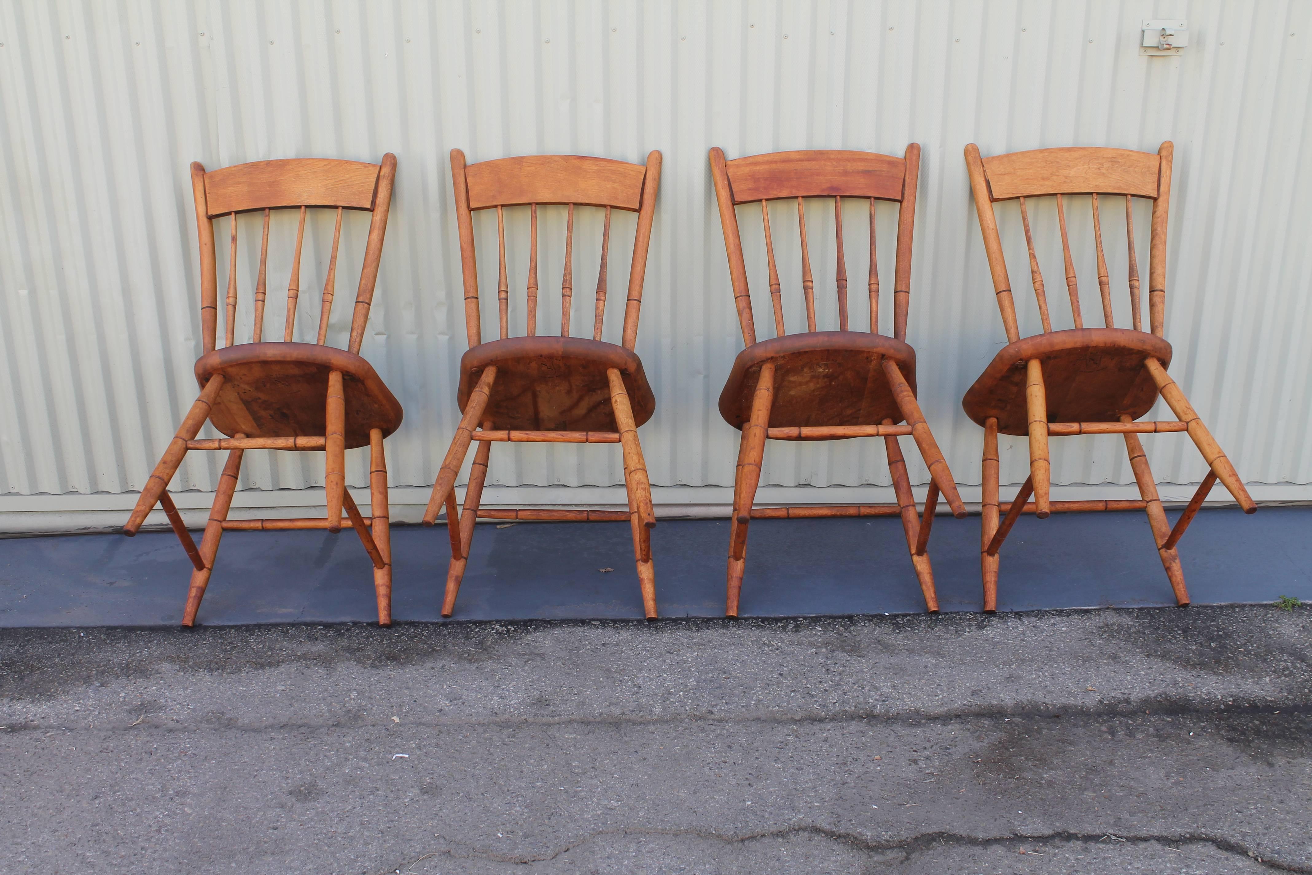 20th Century Signed Nichols and Stone Thumb Back Windsor Chairs / Set of Four