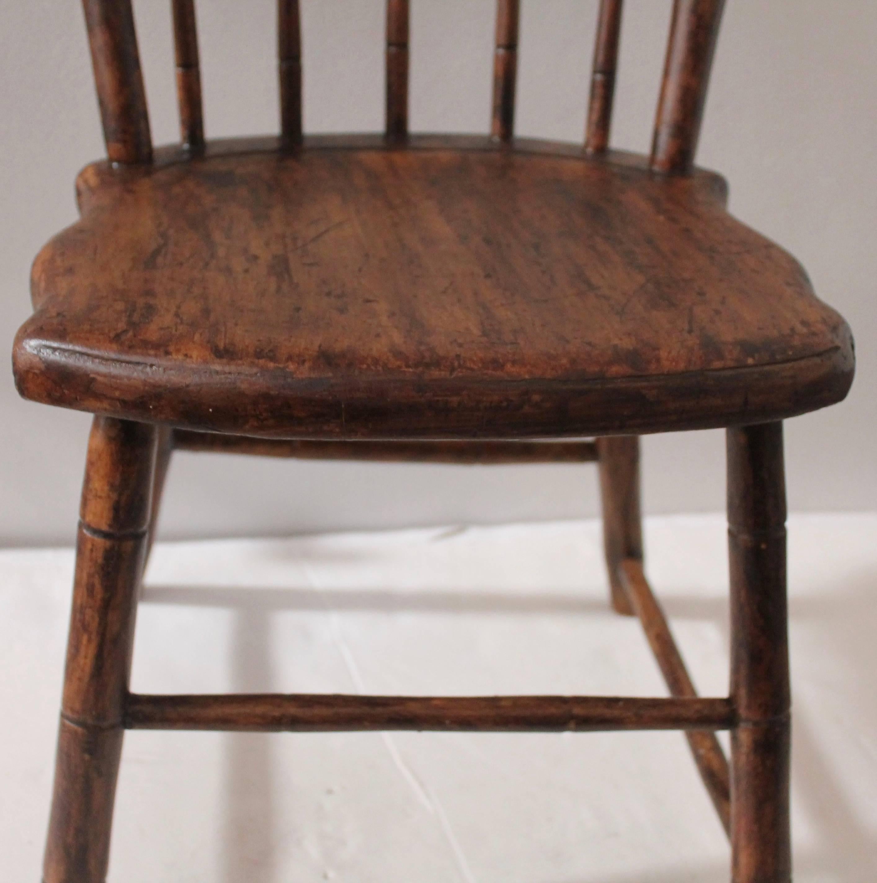 Country Early 19th Century N.E. Painted Child's Windsor Chair For Sale