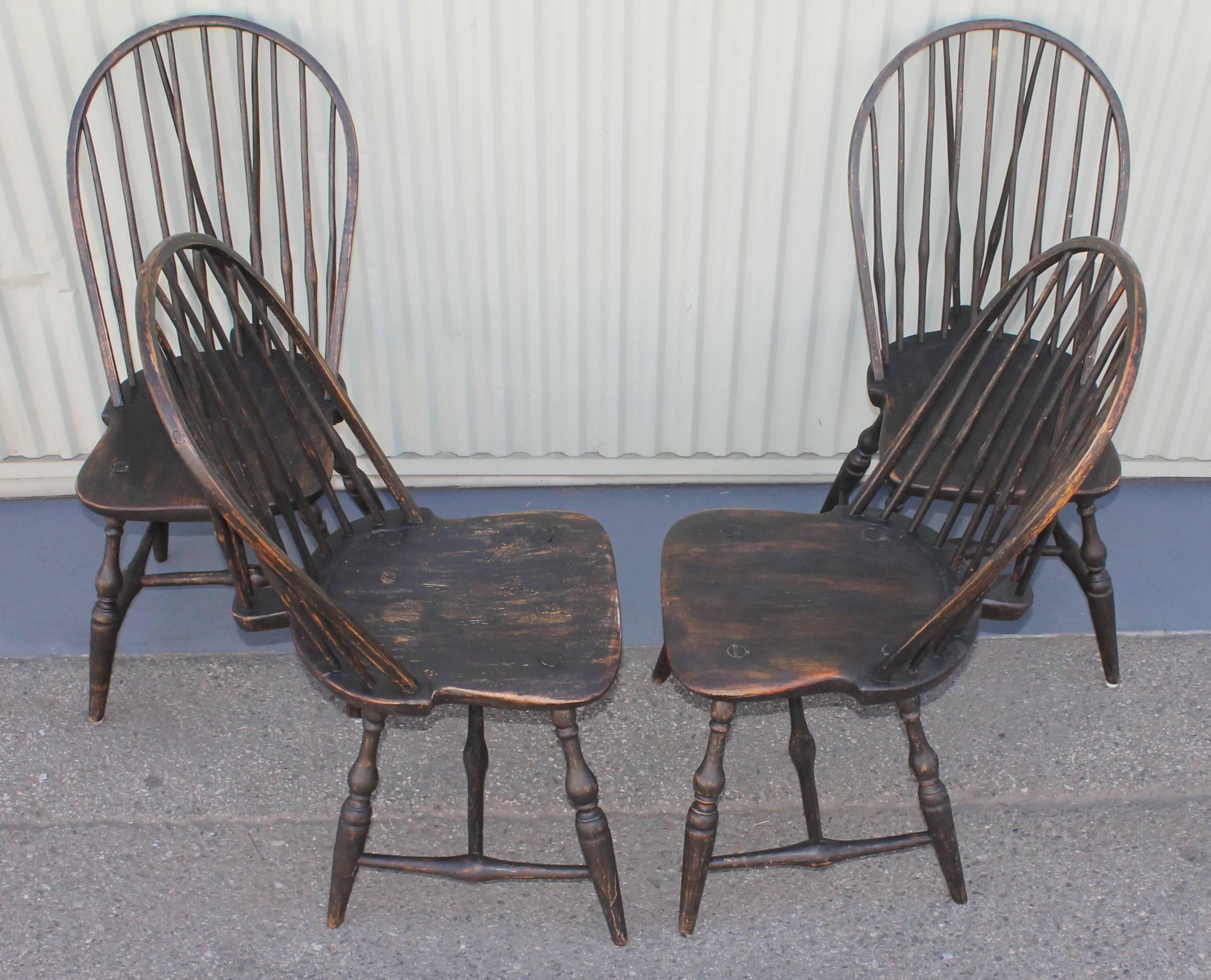 Country 18th Century Set of Four Brace Back, New England, Windsor Chairs