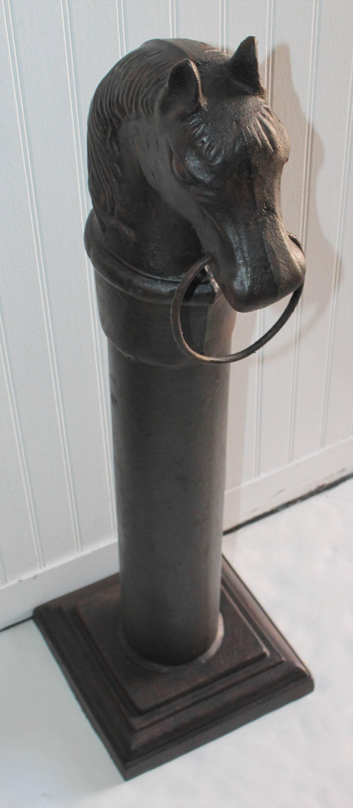 19th Century Cast Iron Painted Horse Hitching Post In Excellent Condition In Los Angeles, CA
