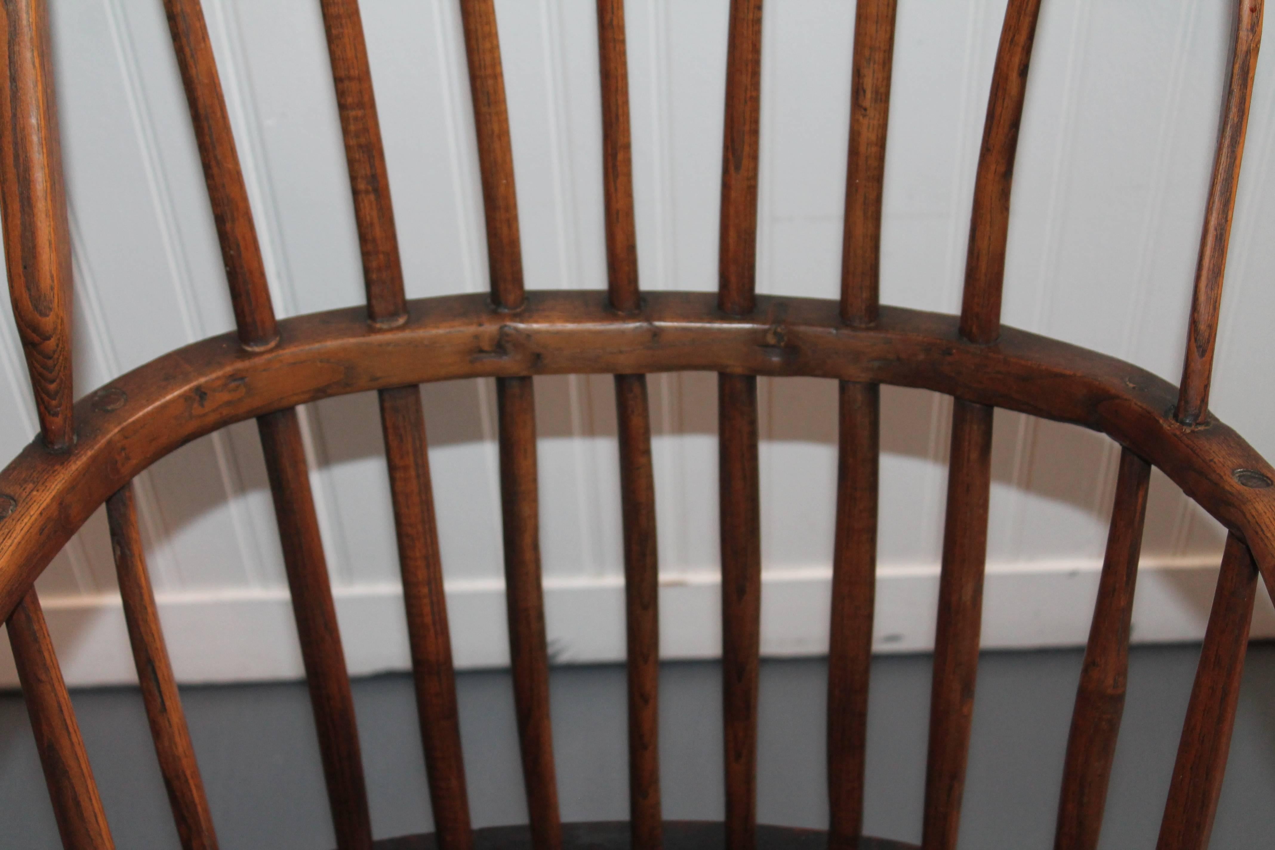 American Early 19th Century English High Back Windsor Chair
