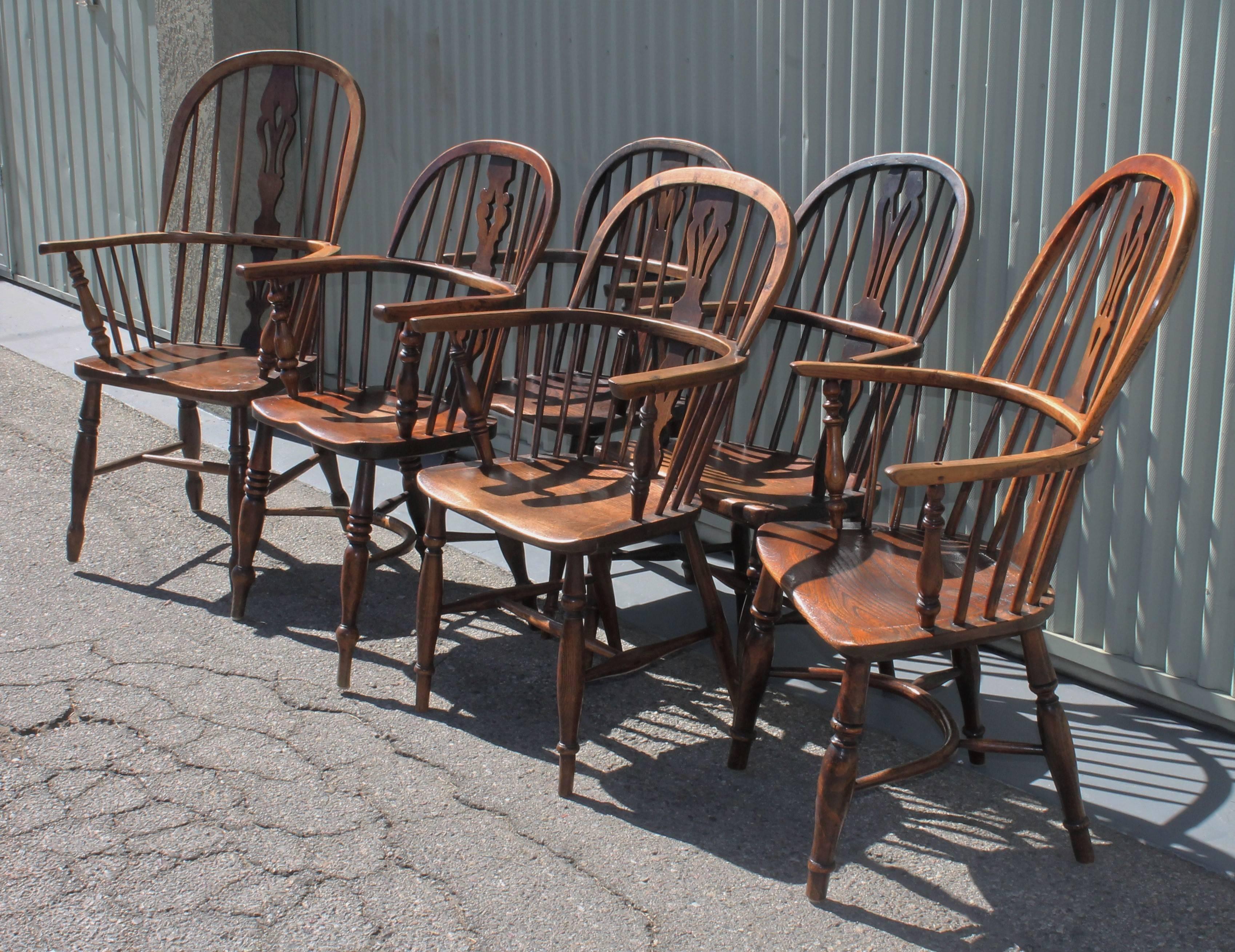 Country Set of Six Early 19th Century English Windsor Chairs