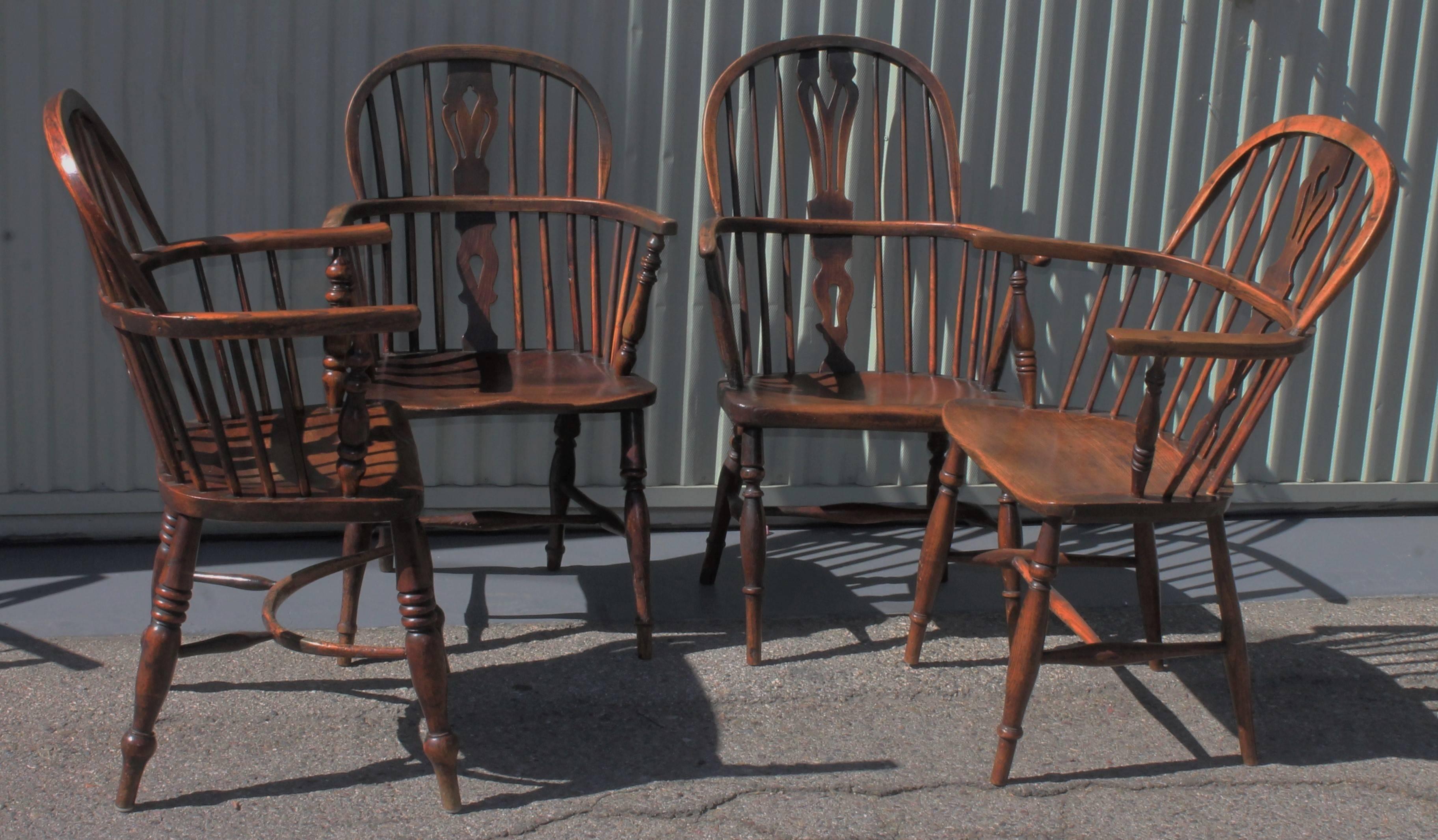 Set of Six Early 19th Century English Windsor Chairs 1
