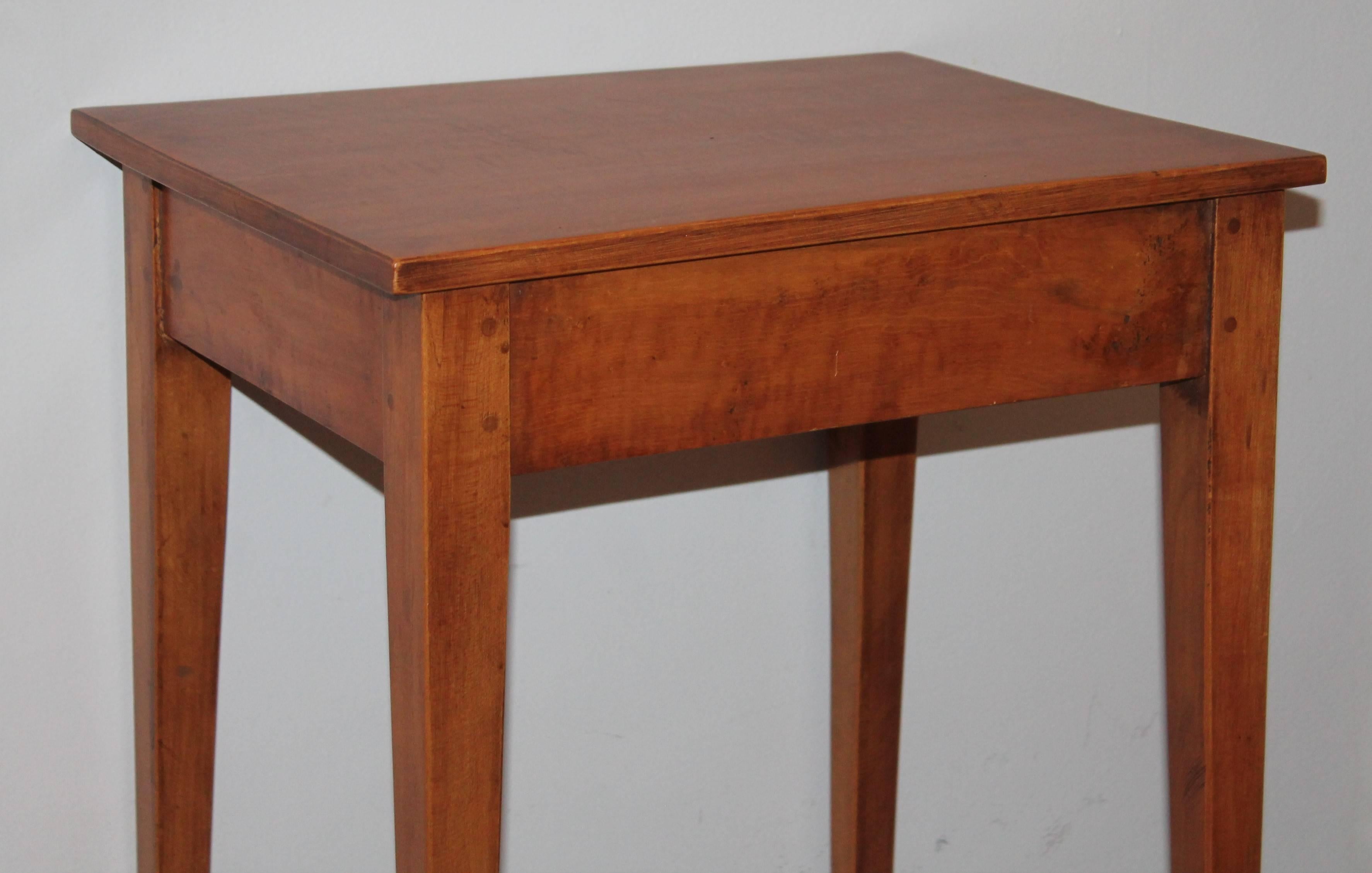 shaker style end table