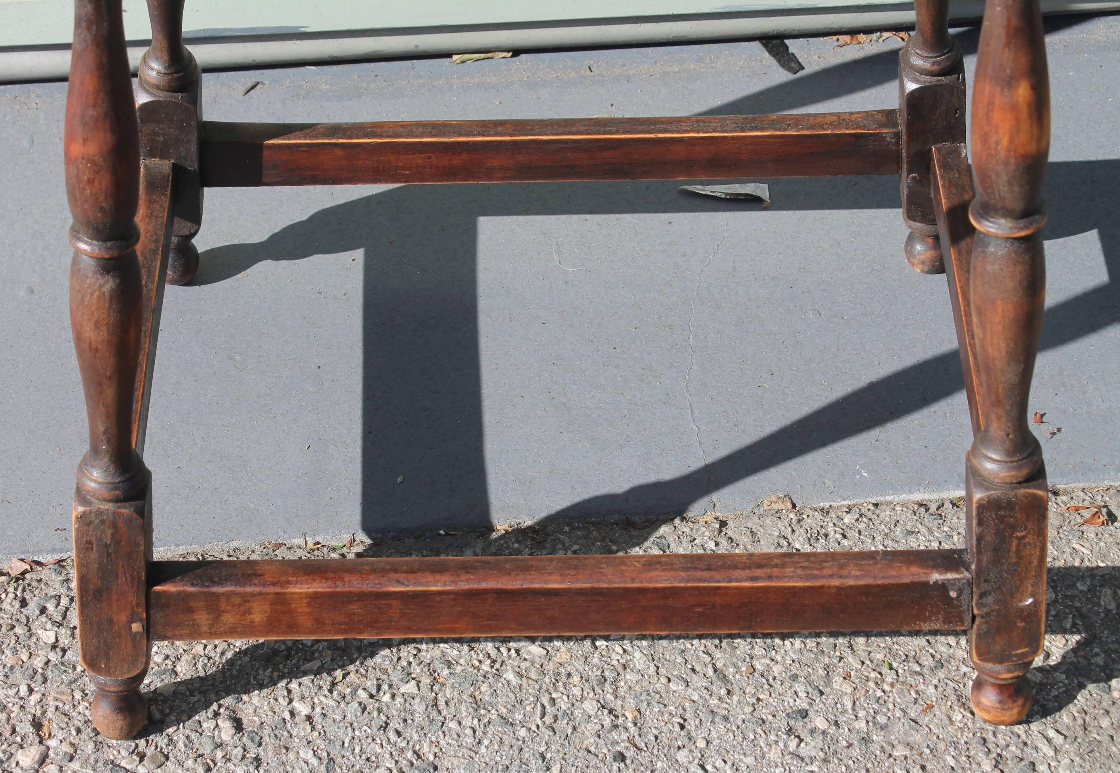 Patinated Early 19th Century New England Tavern Table
