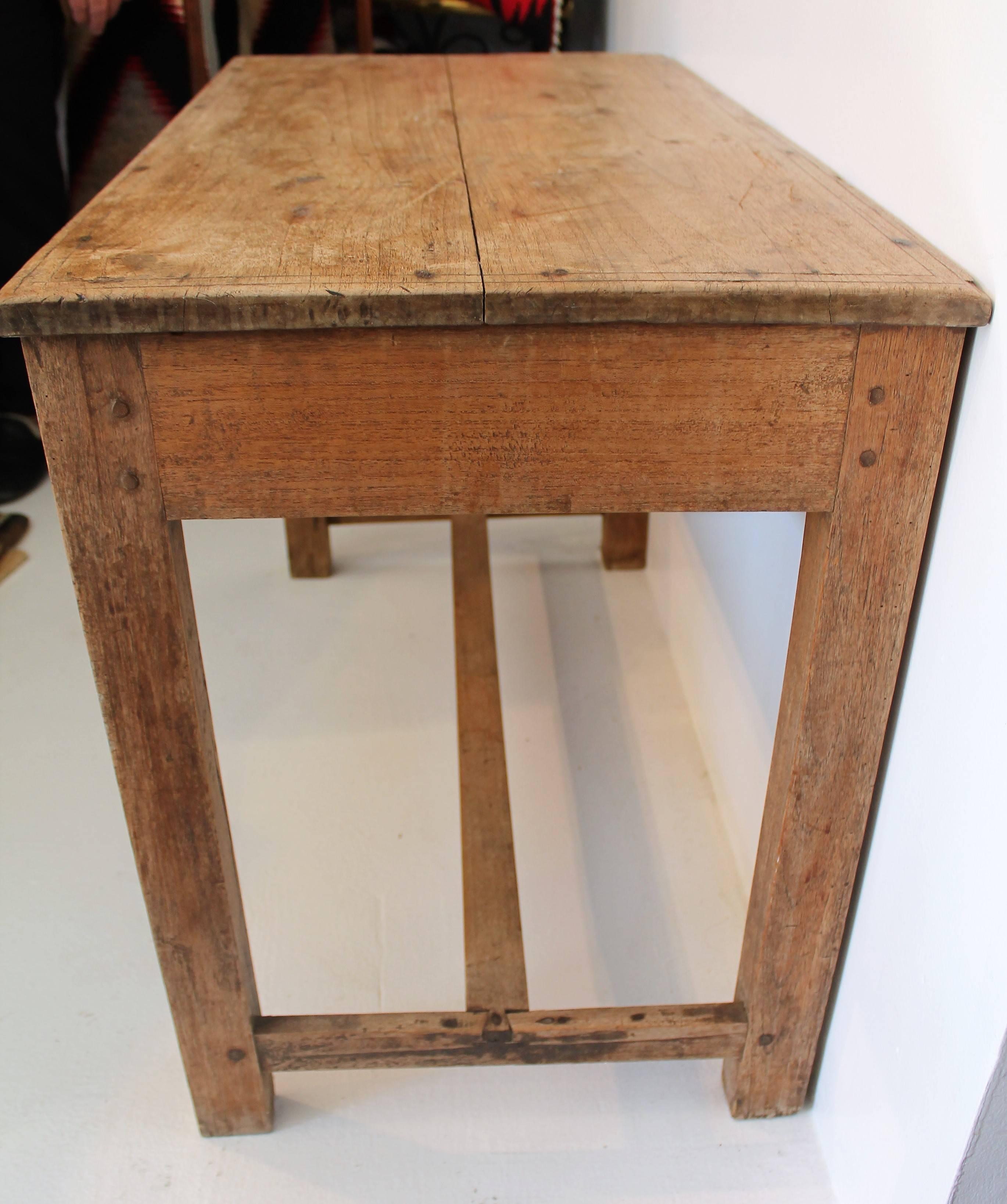 Country Fantastic 18th Century New England Side Table