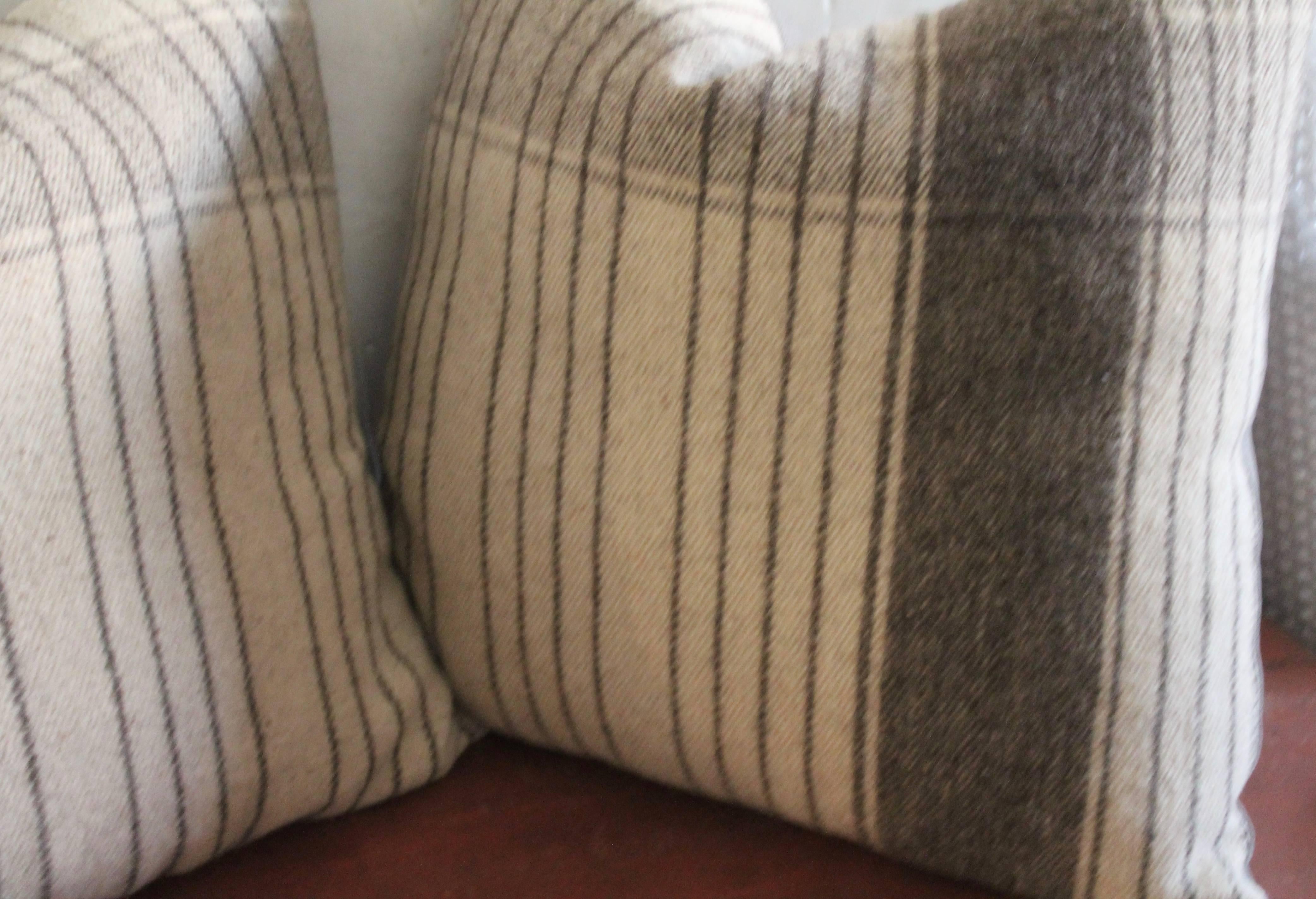 Adirondack Pair of Handwoven Alpaca Pillows For Sale