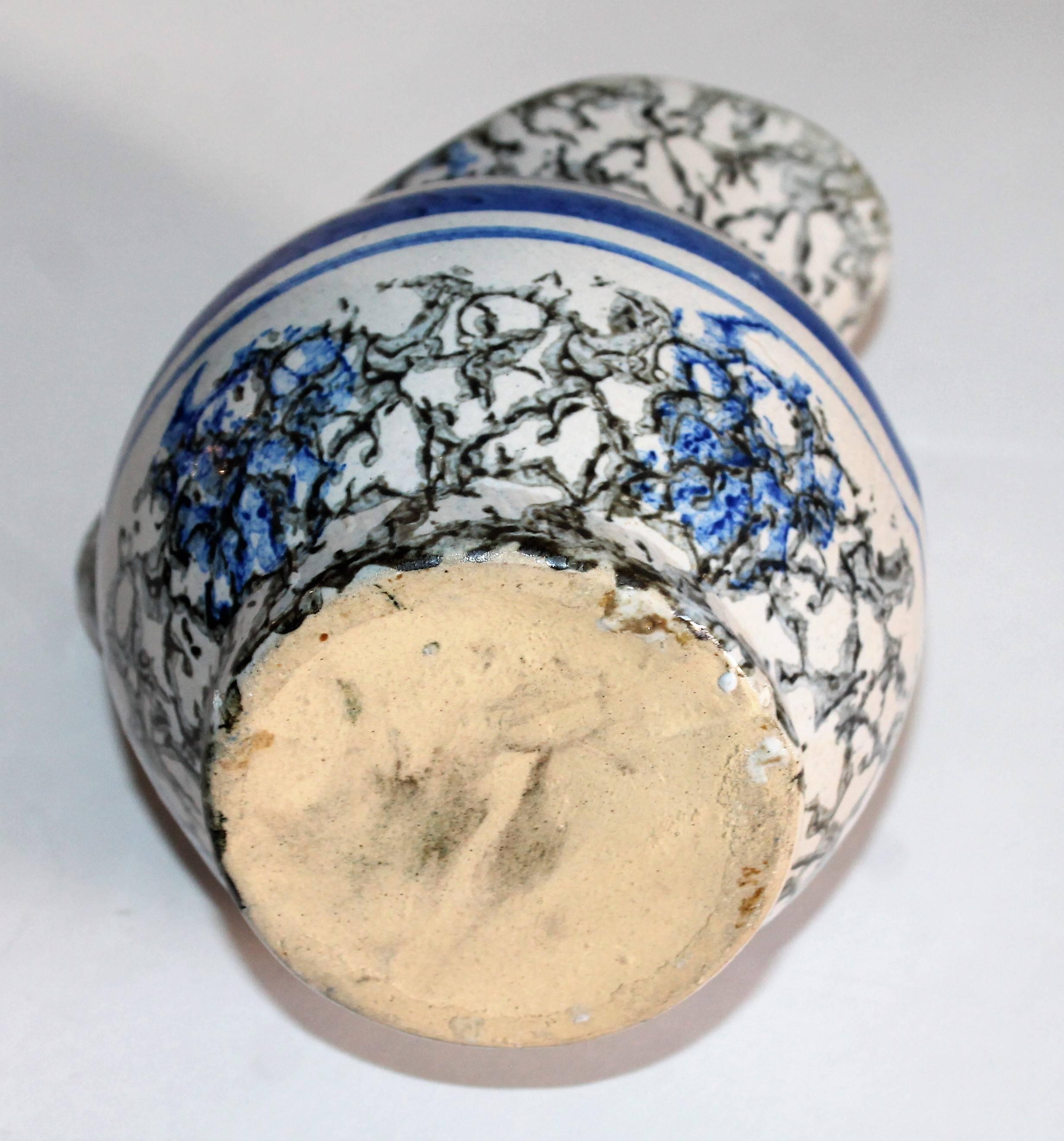 Poteries Rare ensemble de pichet et bol en poterie en éponge du XIXe siècle en vente