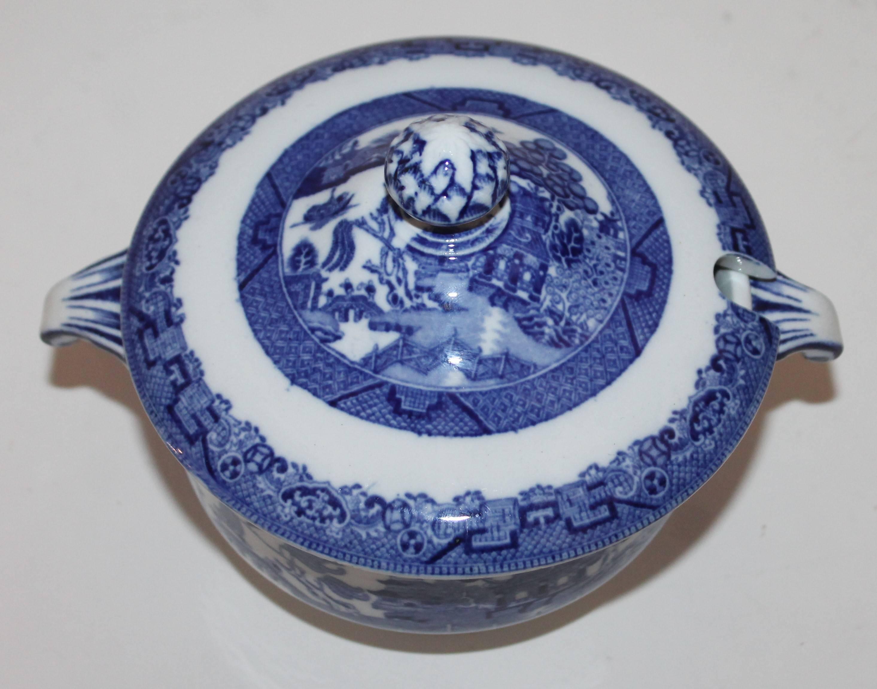 Country 19th Century Blue Willow Serving Dish For Sale