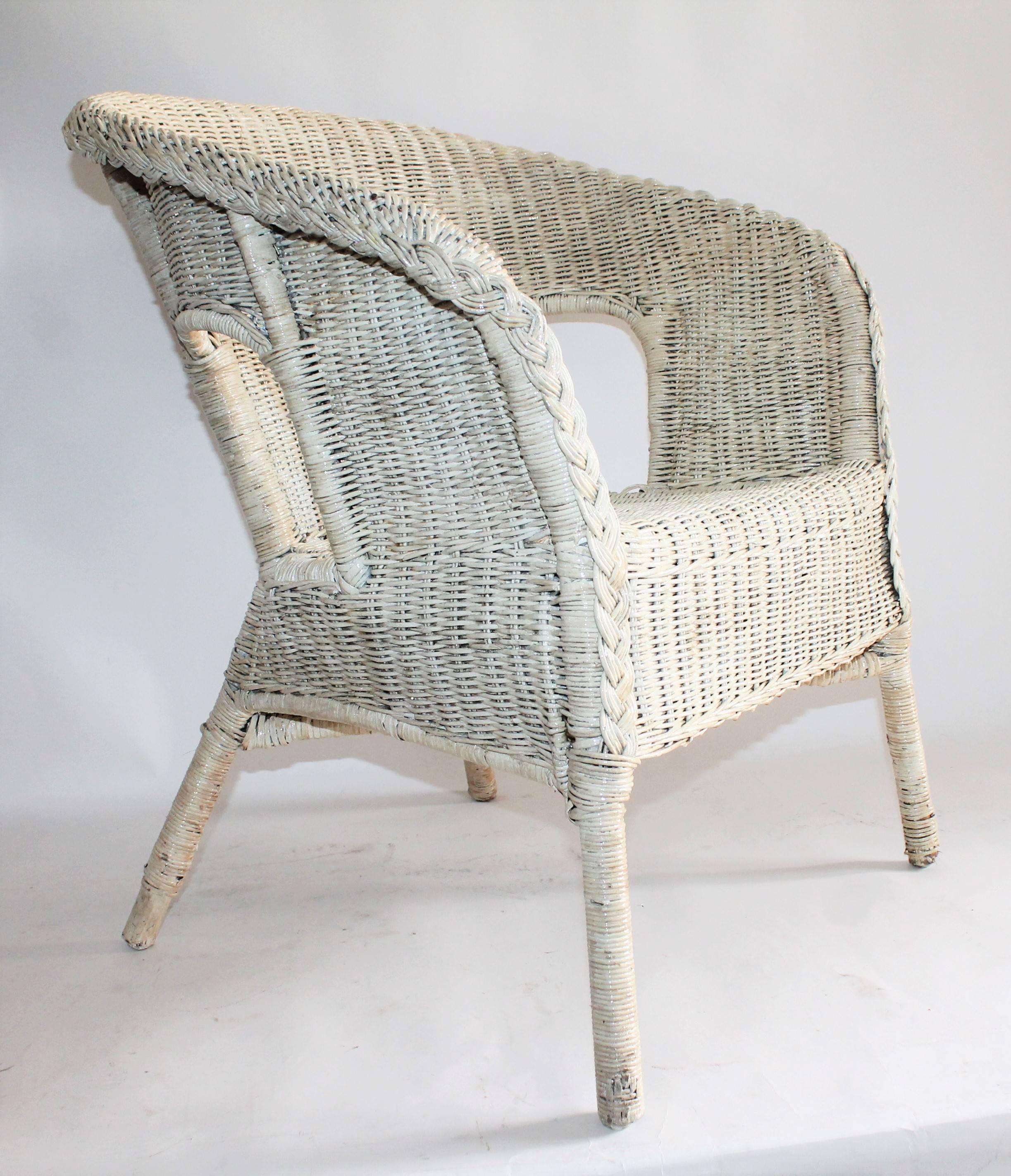 Country Pair of Mid-Century Bar Harbor Wicker Chairs