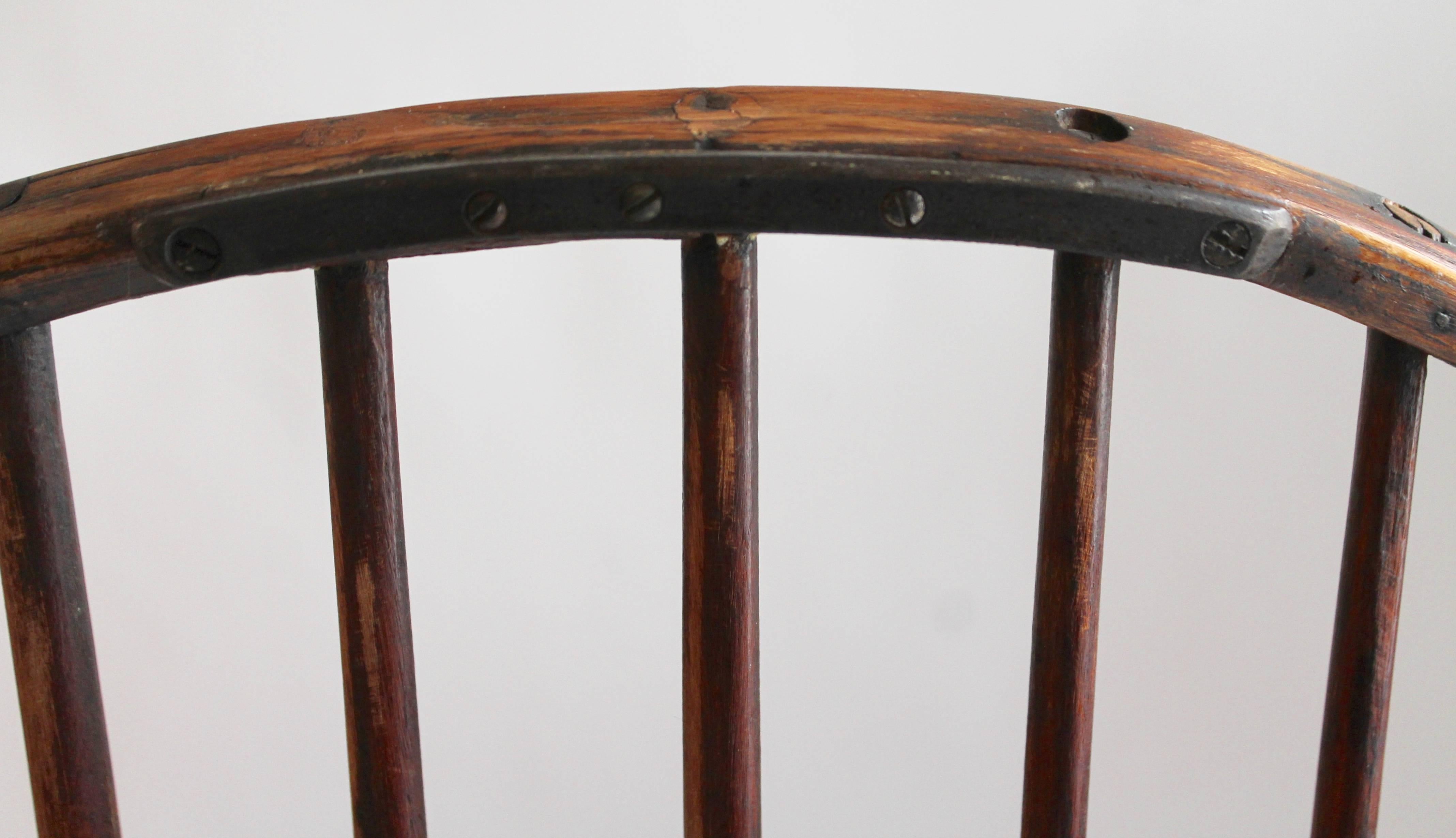 Patinated Early 18th Century English Windsor Chair