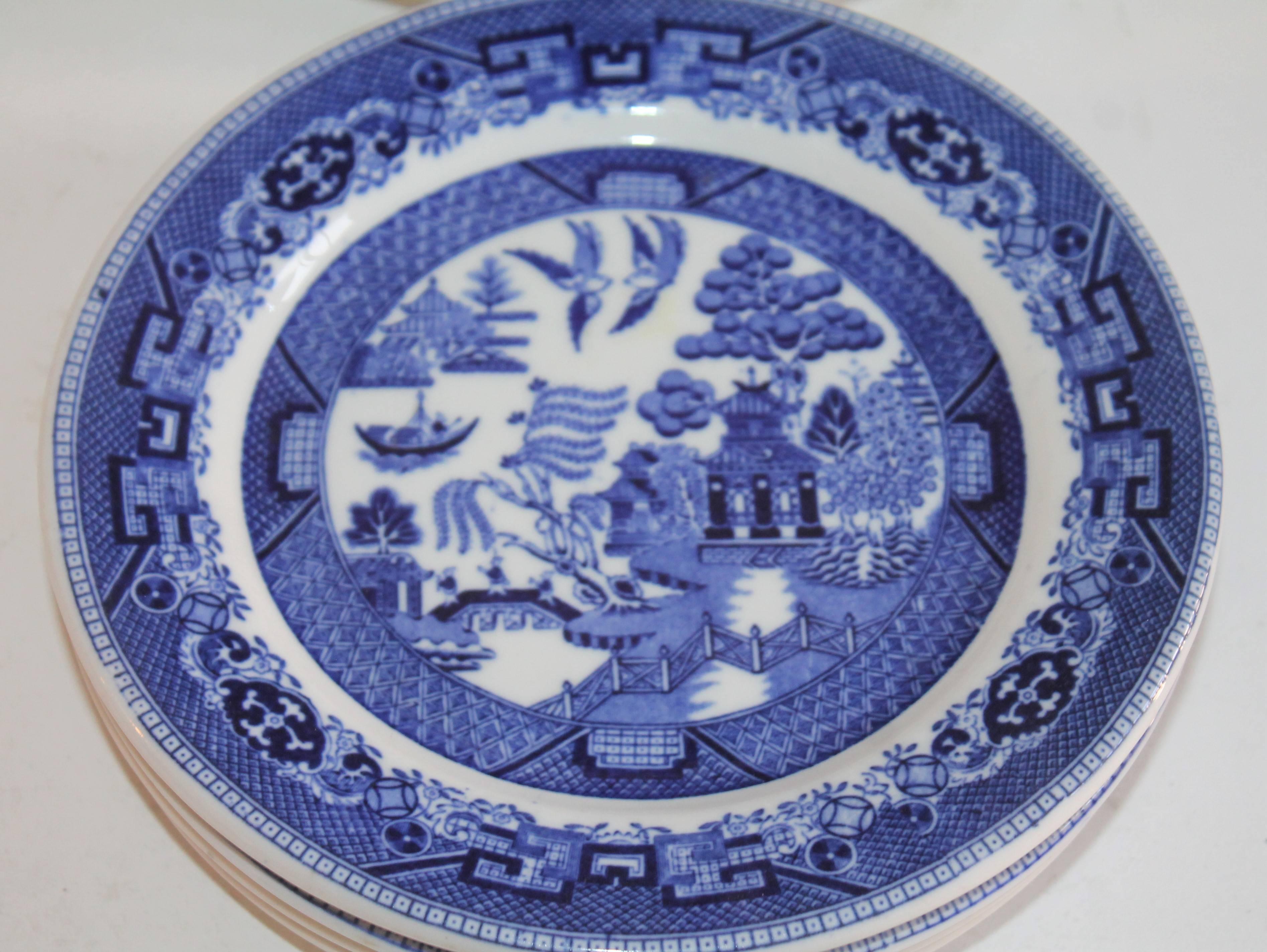 Country Buffalo Ironstone Blue Willow Luncheon Plates, Eight Pieces