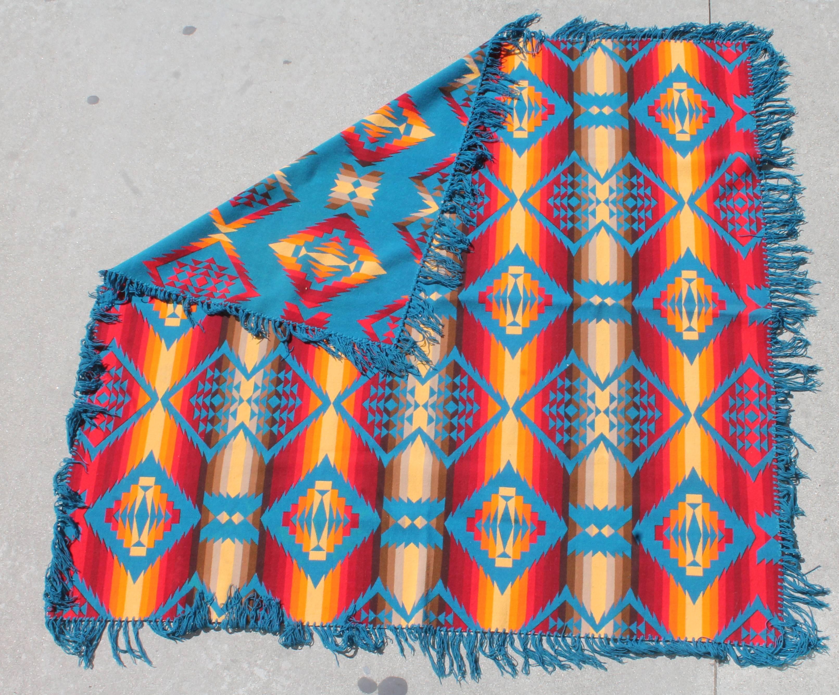 Pendleton Indian Design Teal Camp Blanket Dated 1921 In Excellent Condition In Los Angeles, CA