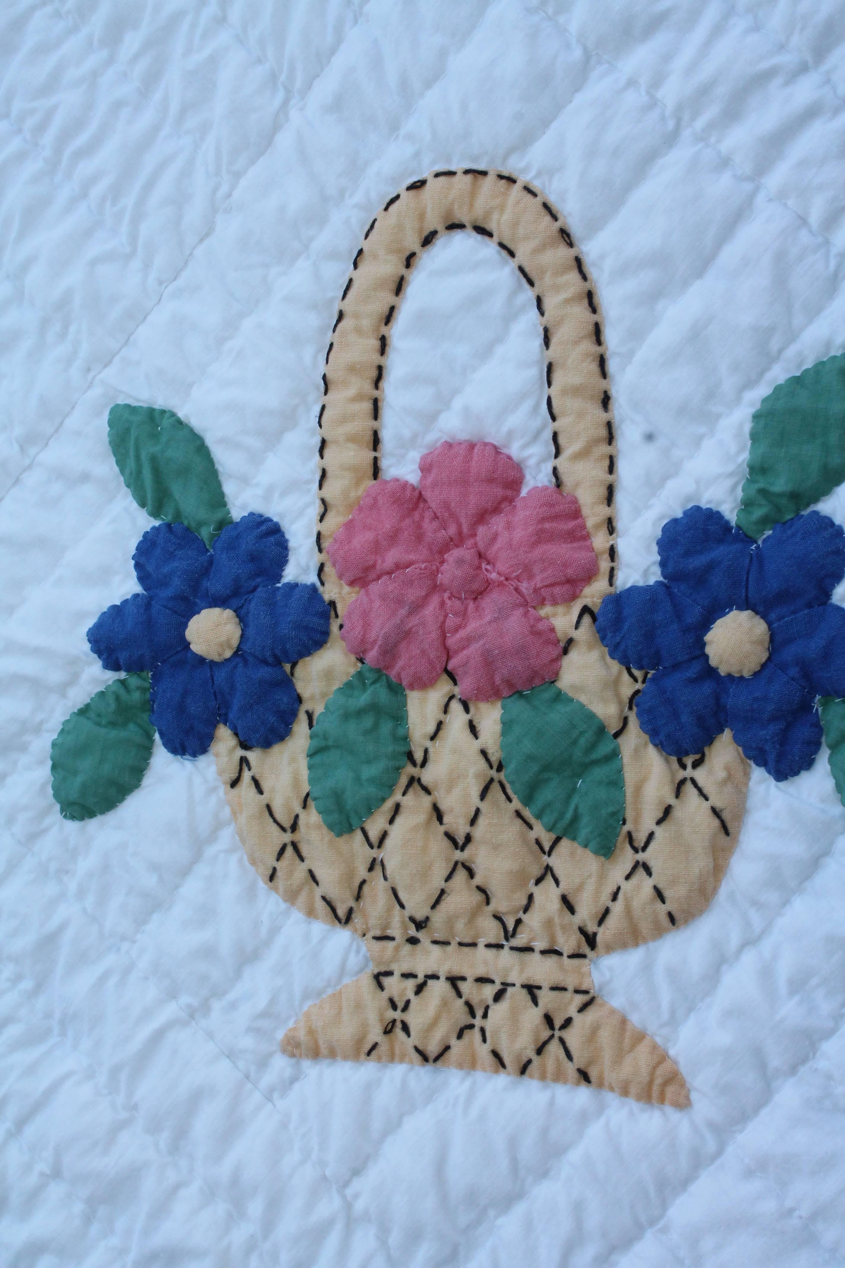 Appliqué Applique Flower Basket Quilt