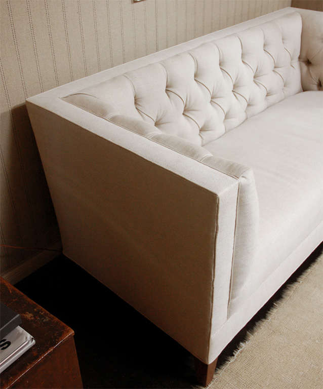 Tissu d'ameublement Canapé touffeté de style William IV « Tatum » de Lee Stanton en vente