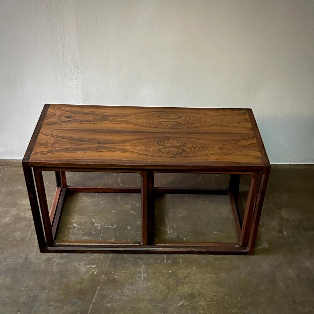 Tables basses et tables d'appoint en vente 2