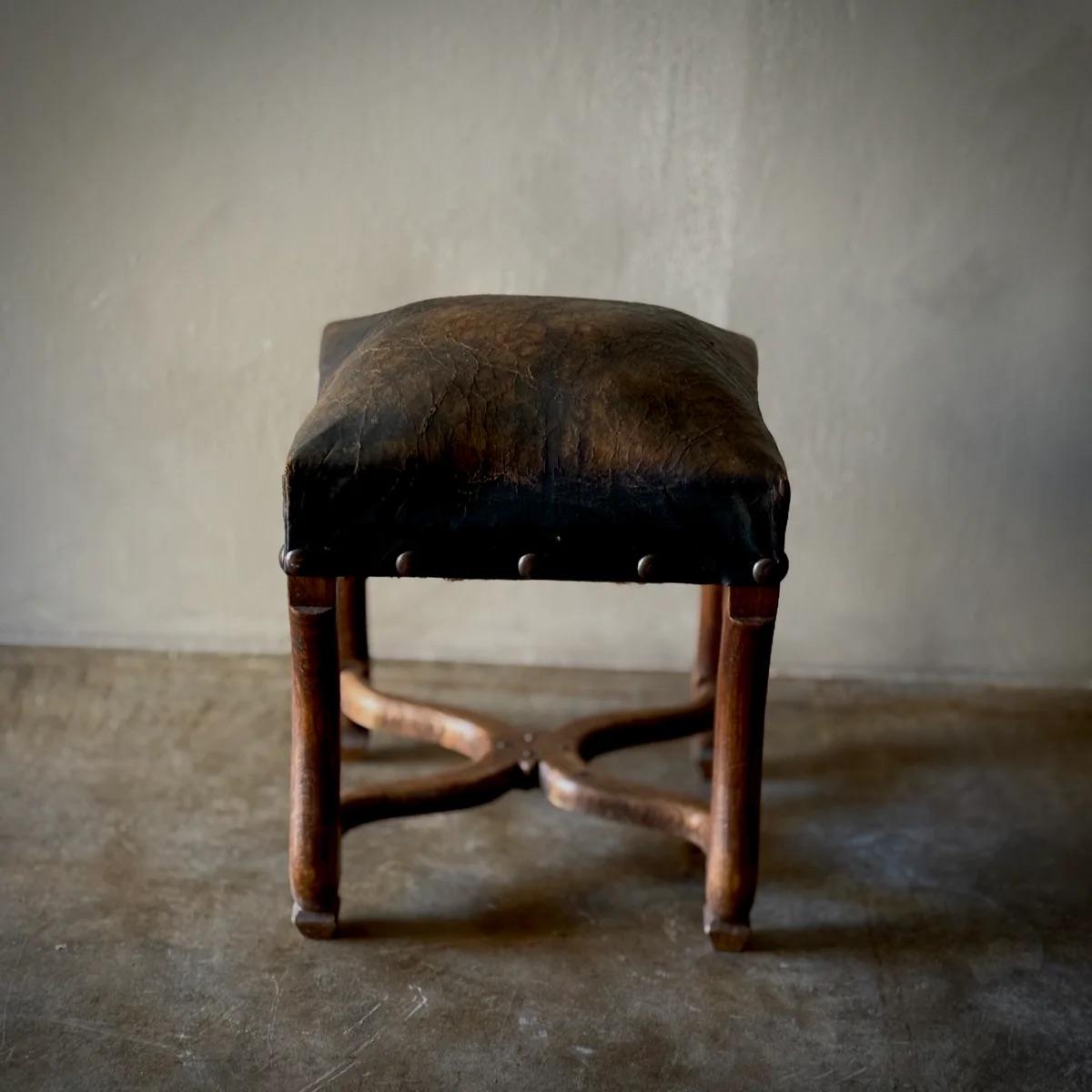 Français Tabouret en vente