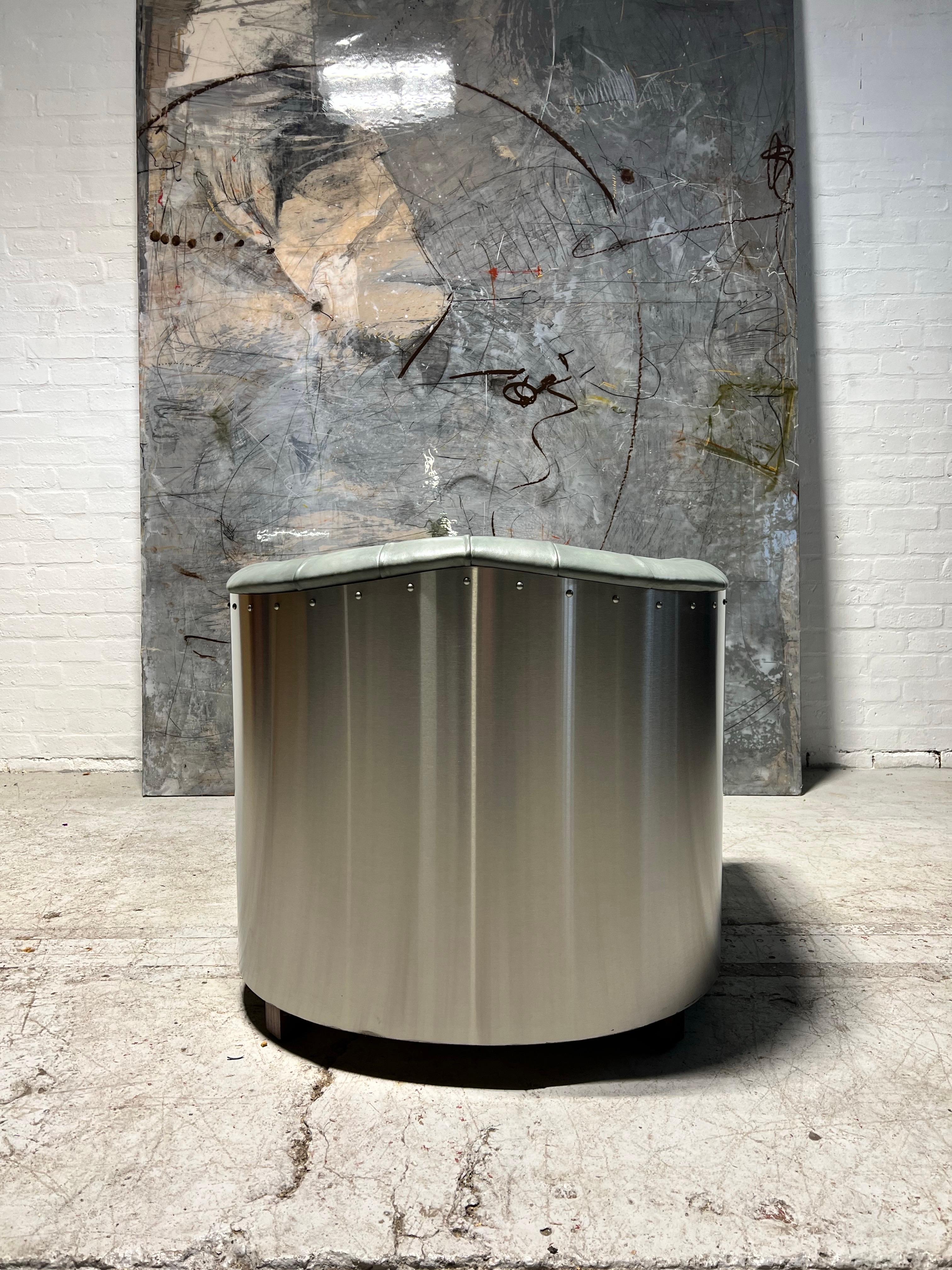 Flying Wing Aviator Chair, Hand Dyed Deep Ocean Leather, Solid Brass & Humidor For Sale 3