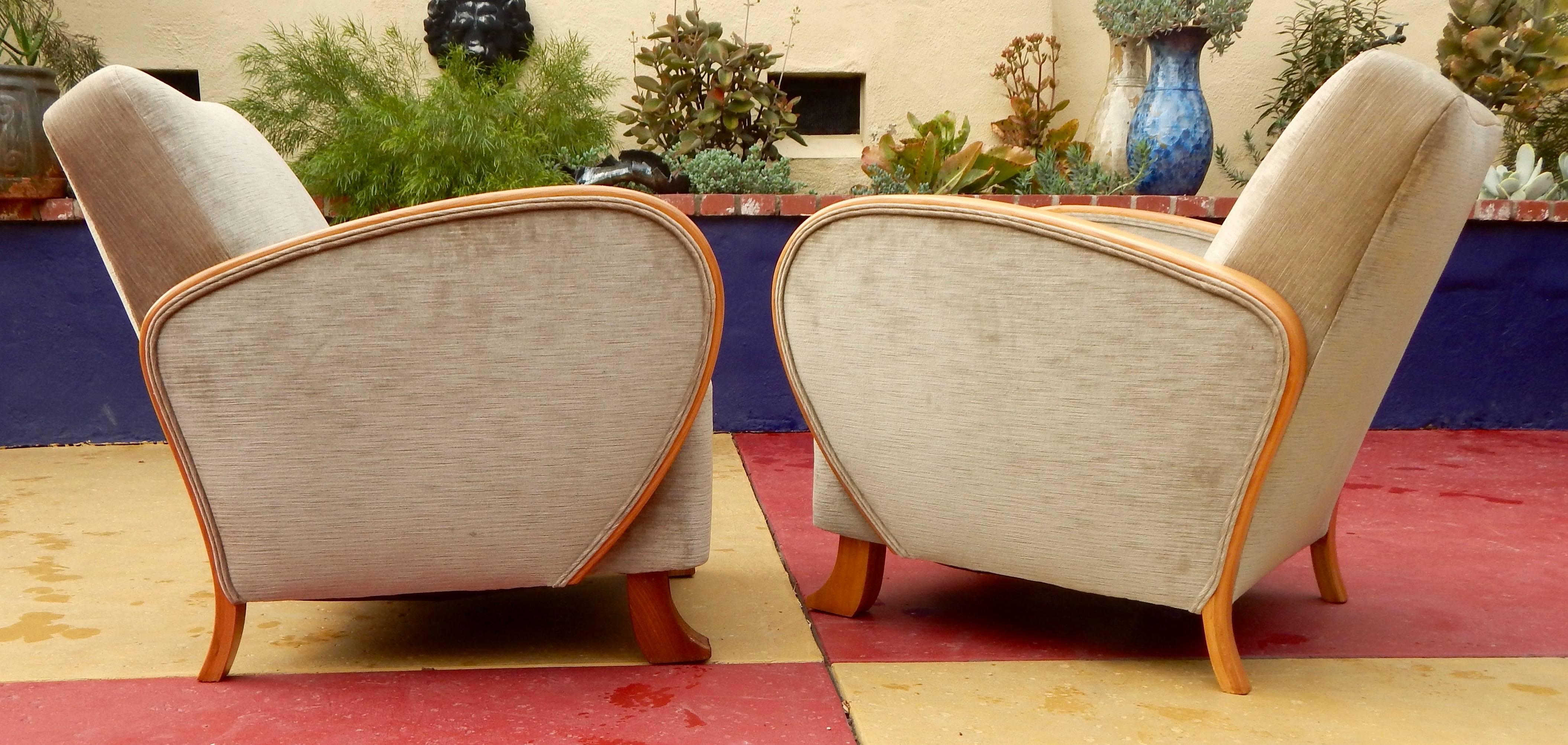 Pair of Swedish Art Deco Armchairs in Golden Elm, circa 1930 3