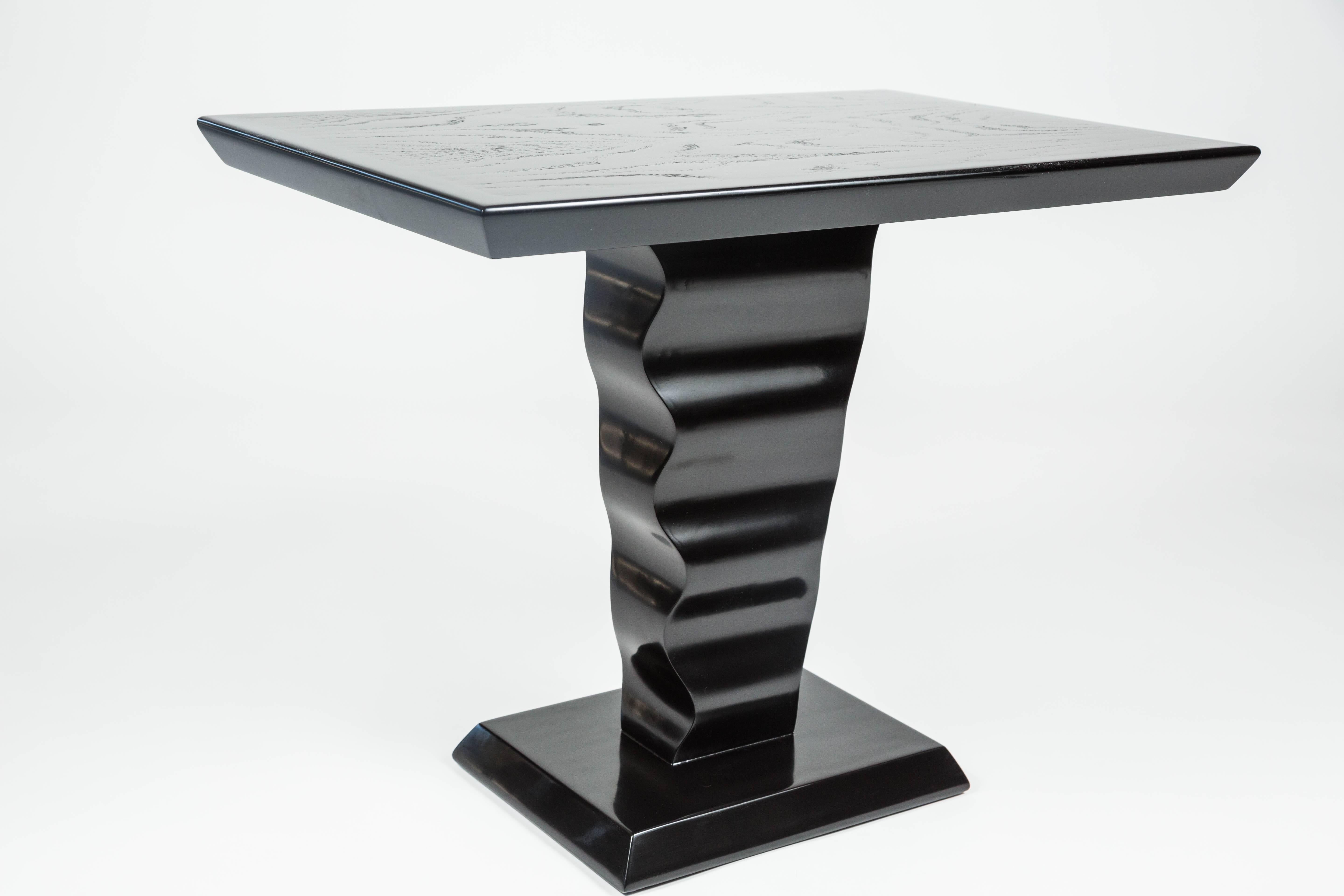 Elegant Ebonized Art Deco Occasional Table by Karpen In Excellent Condition In Palm Desert, CA