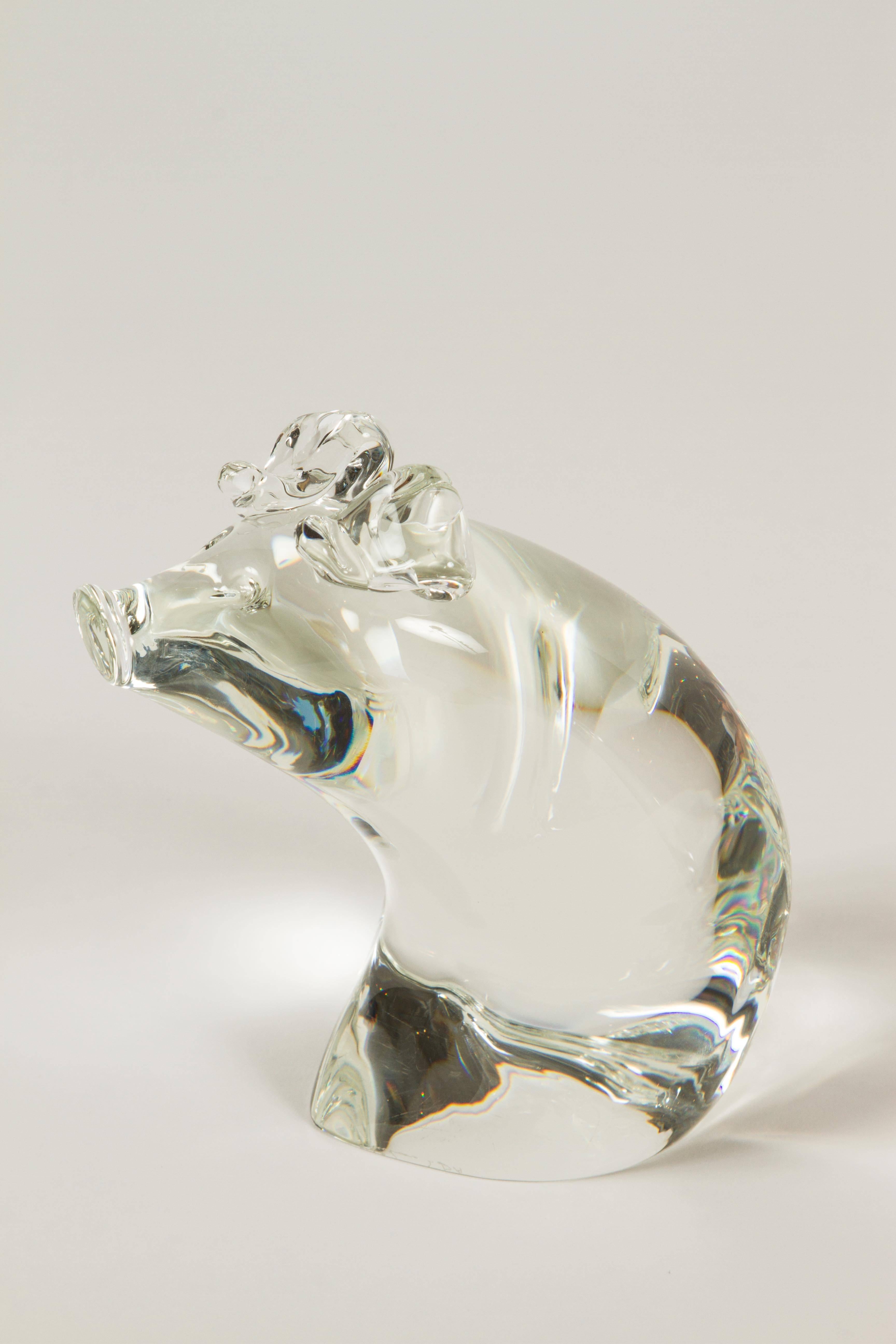 Momma Pig and Baby Pig by Lloyd Atkins for Steuben Glass In Excellent Condition In Palm Desert, CA