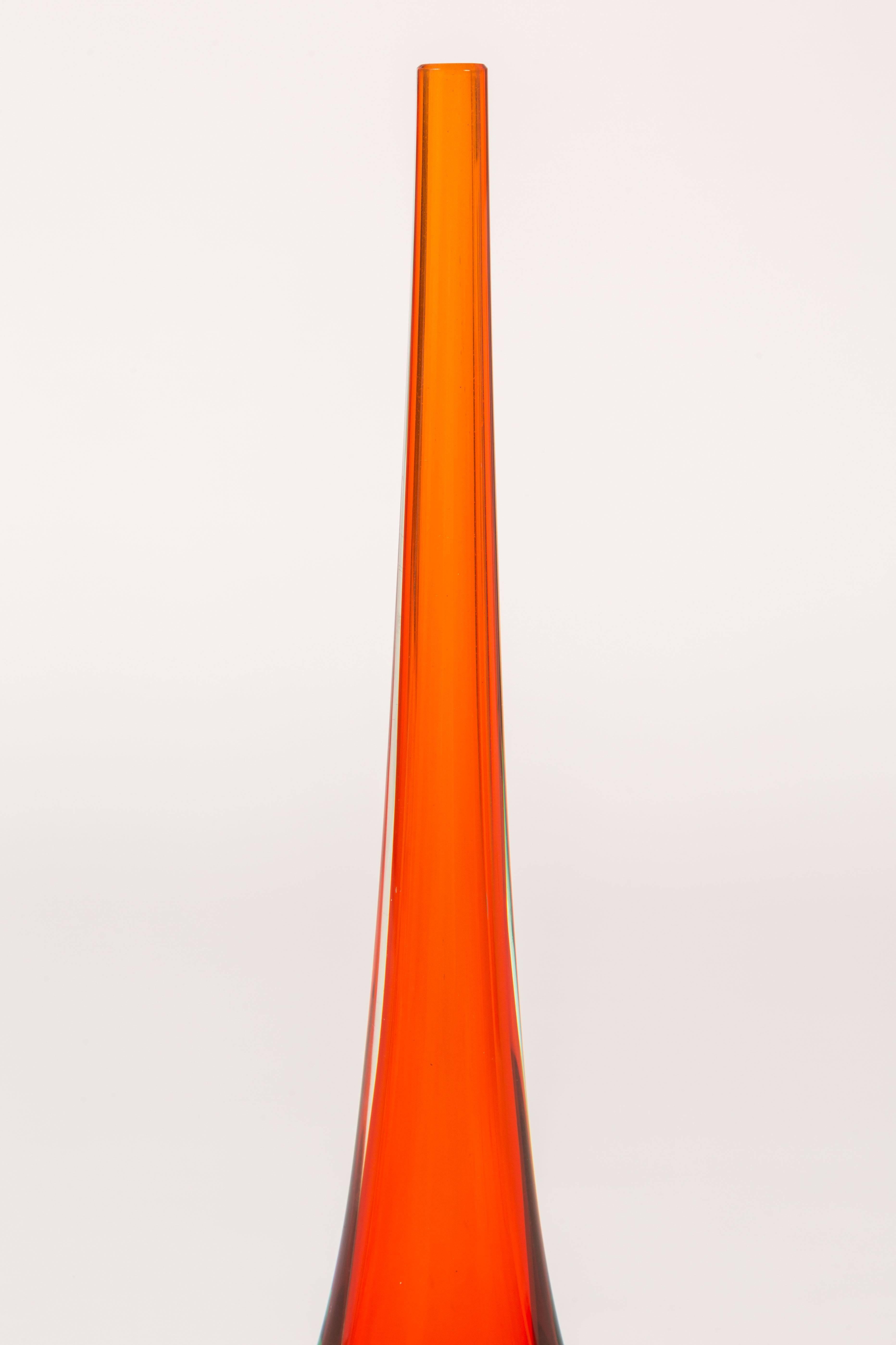 Tall Murano Glass Submerso Vessel In Good Condition In Palm Desert, CA