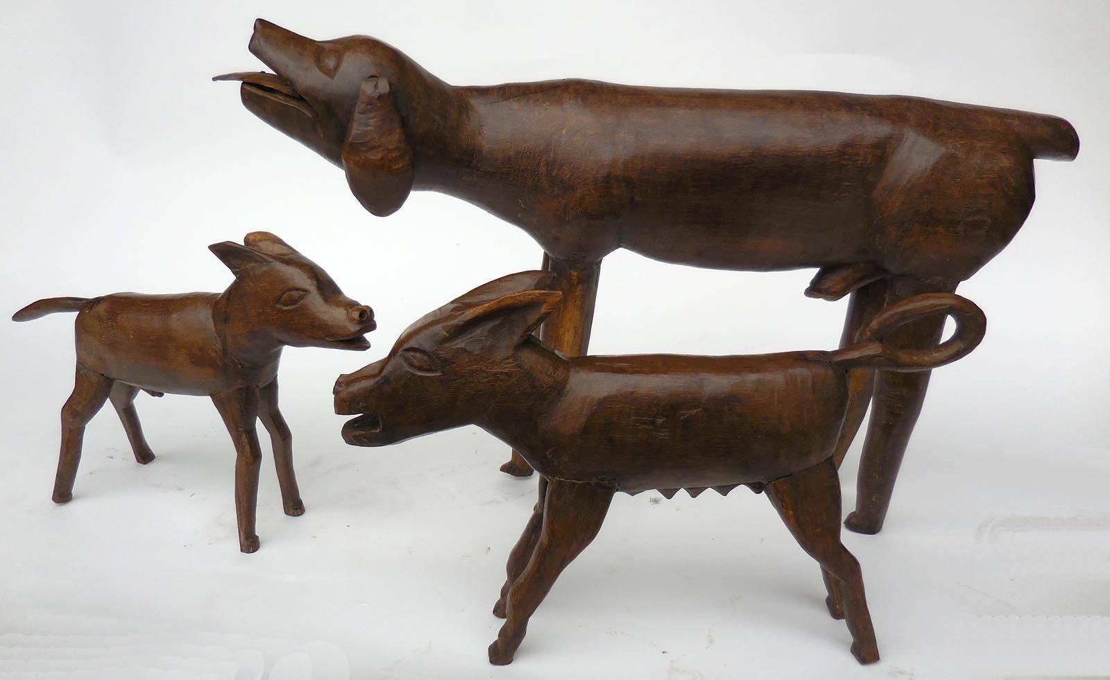 Hundefamilie aus geschnitztem Holz, Volkskunst, 19. Jahrhundert im Angebot 5