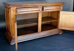 Dos Gallos Armario de madera de nogal a medida con puertas y cajones