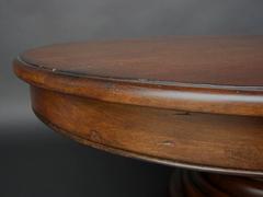 Mesa de centro/comedor redonda con pedestal de colmena a medida Dos Gallos