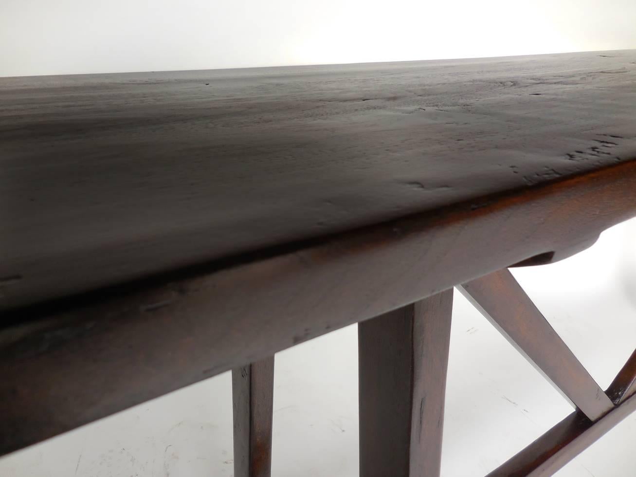 Dos Gallos Custom Rustic Modern Walnut Console Table In Excellent Condition For Sale In Los Angeles, CA