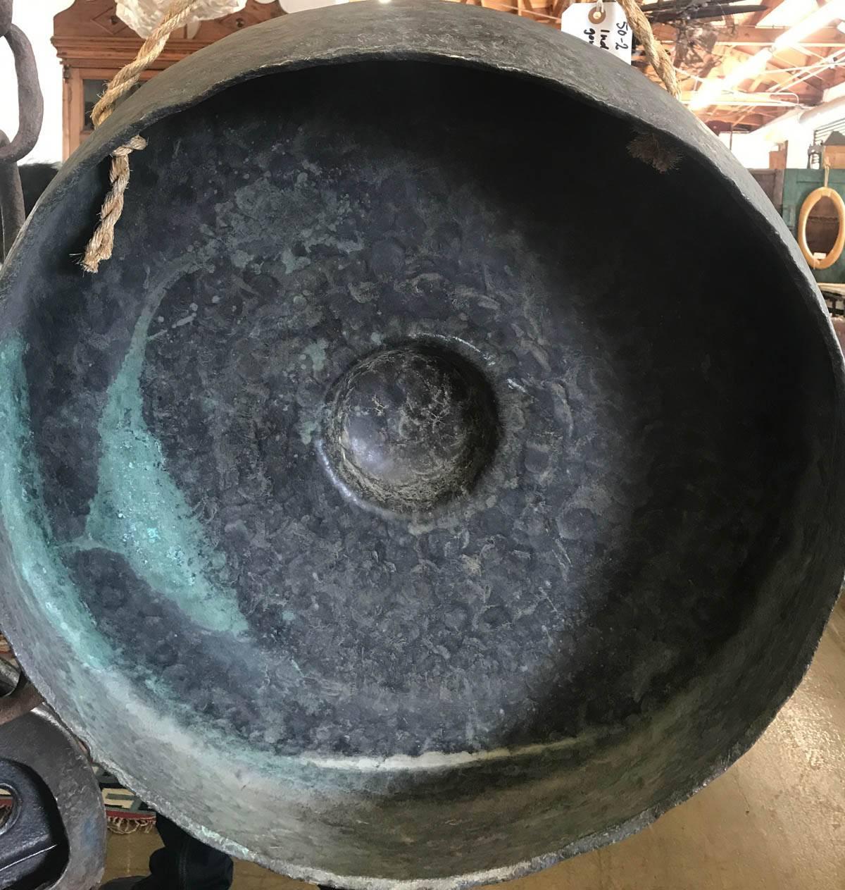 Very Large Bronze Gong with Striker In Excellent Condition In Los Angeles, CA