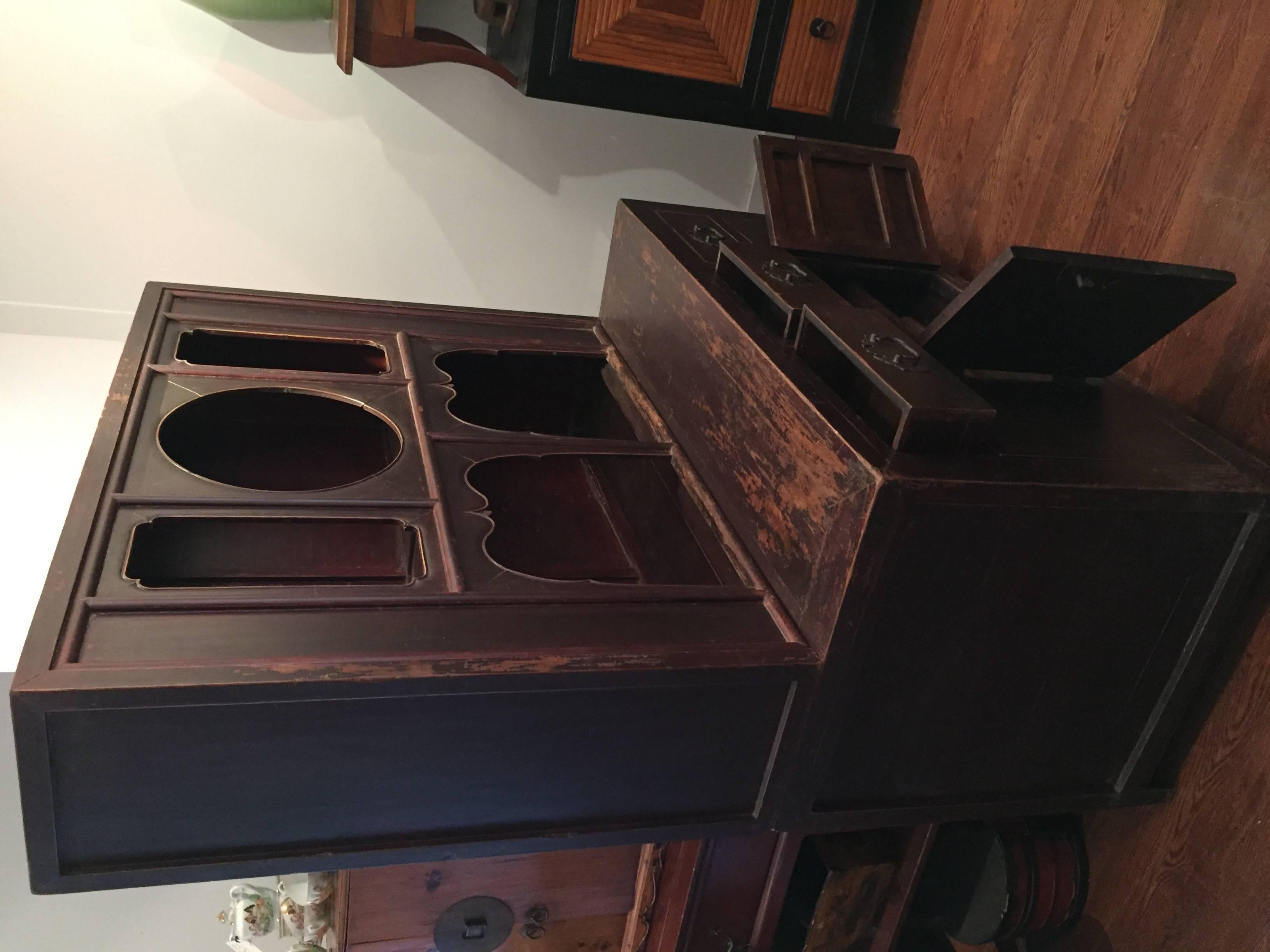 19th Century Qing Dynasty Unusual Shanxi Tow-Part Hutch For Sale 3