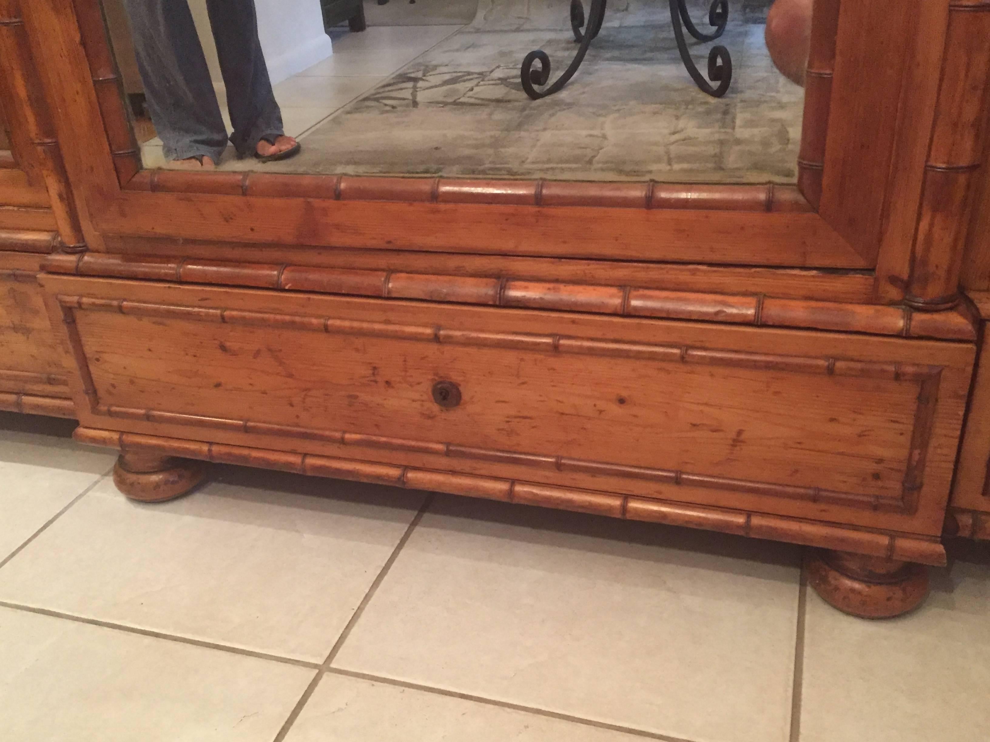 Polished Late 19th Century French Provincial Triple Faux Bamboo Bookcase For Sale