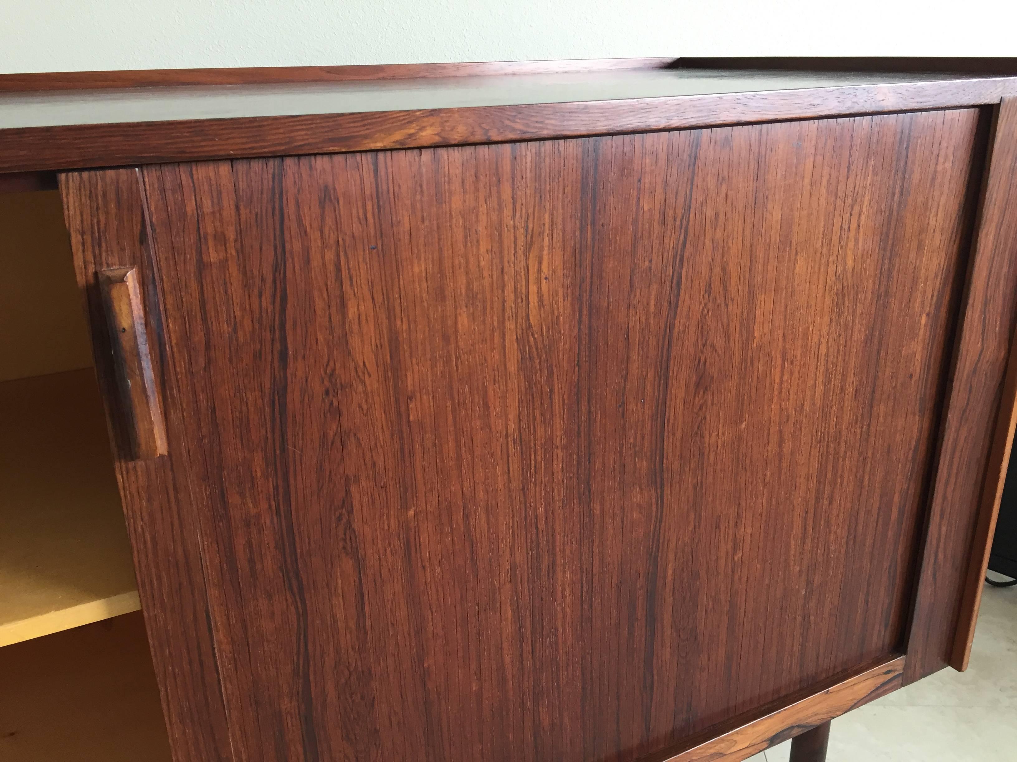 Danish Midcentury Rosewood Bar/Sideboard in the Style of Arne Vodder For Sale