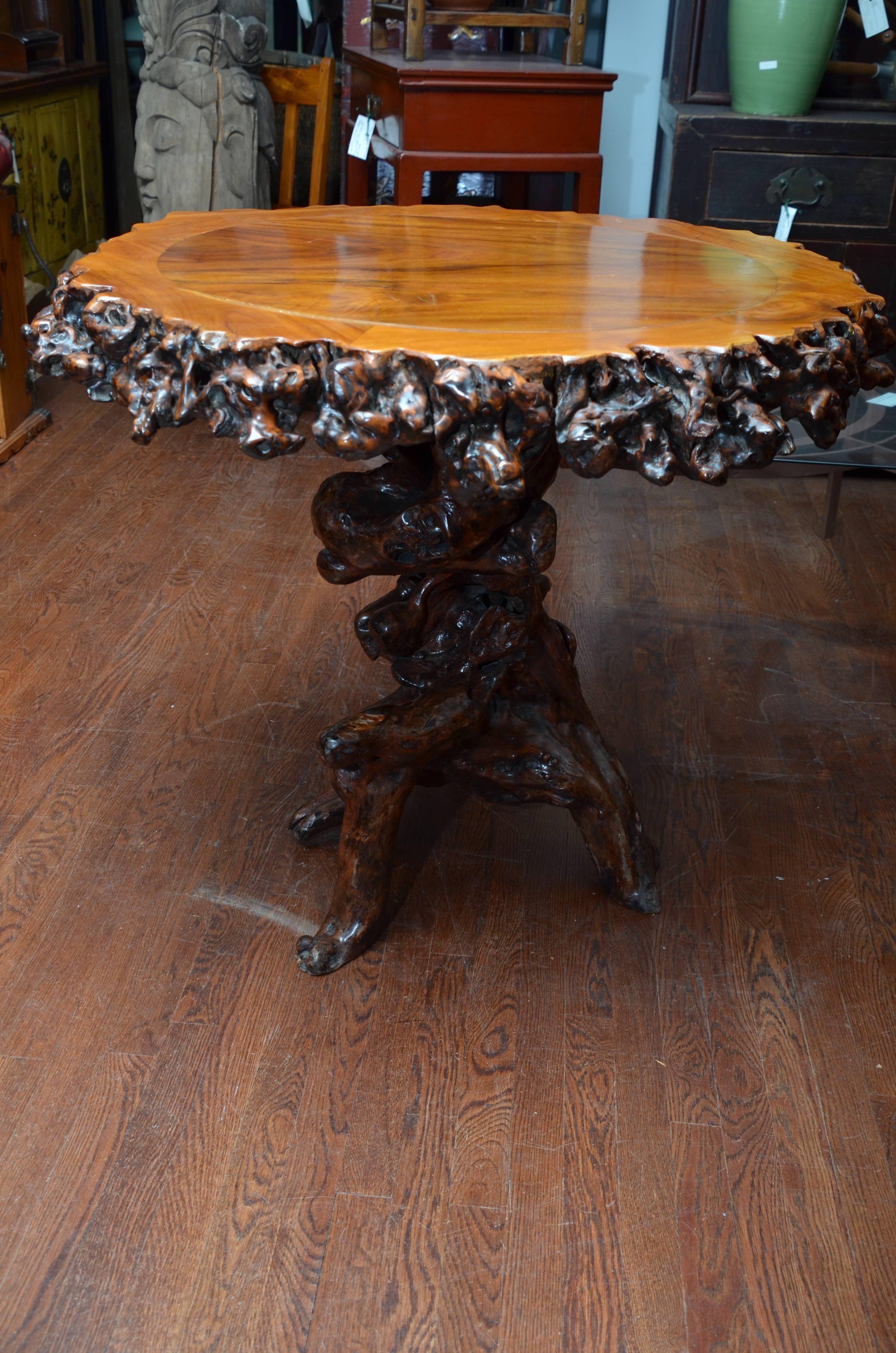 Carved Turn of the Century Q'ing Dynasty Elm Root Dining Table For Sale