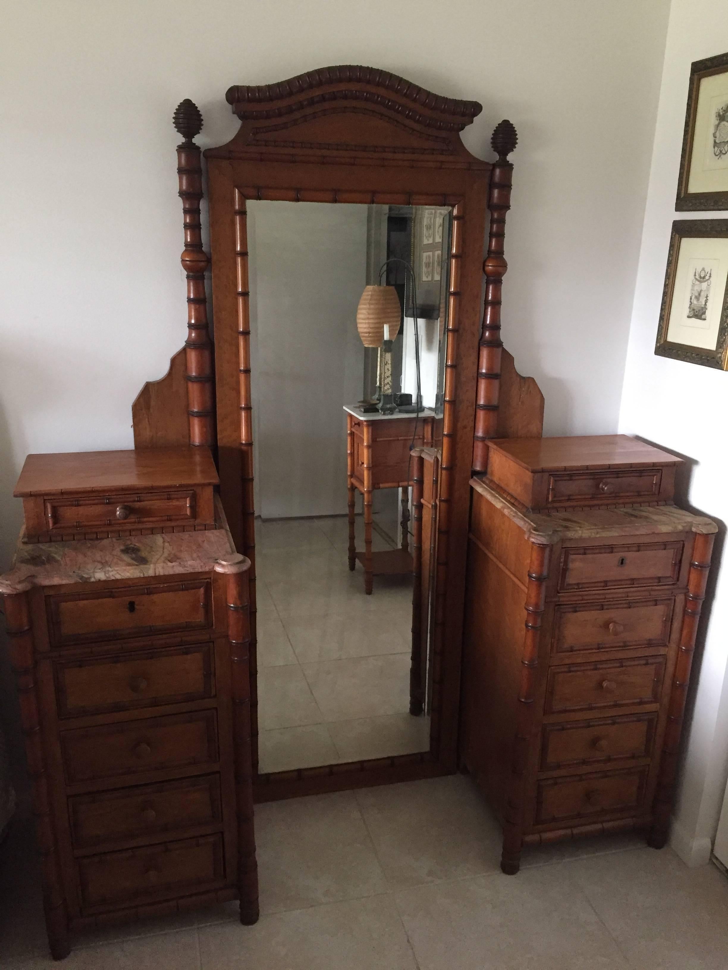19th Century French Faux Bamboo Gentleman’s Dressing Vanity For Sale 1